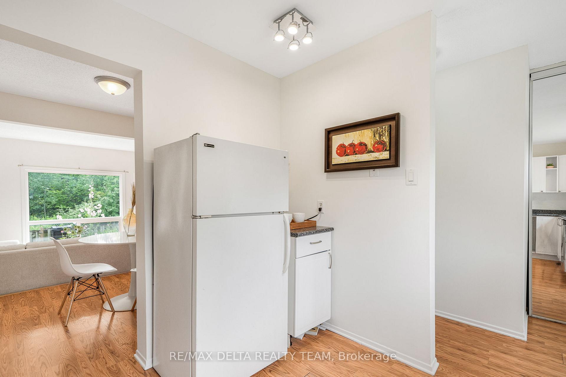 Photo 10 of Unit 20, 2000 Falkirk Crescent, Ottawa, Blackburn Hamlet (South) — HOMEH