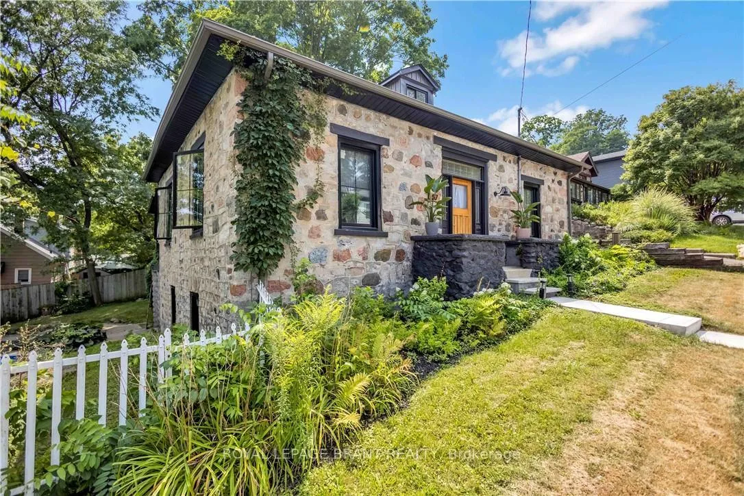 Photo 3 of 57 Main Street, Brant, Paris — HOMEH