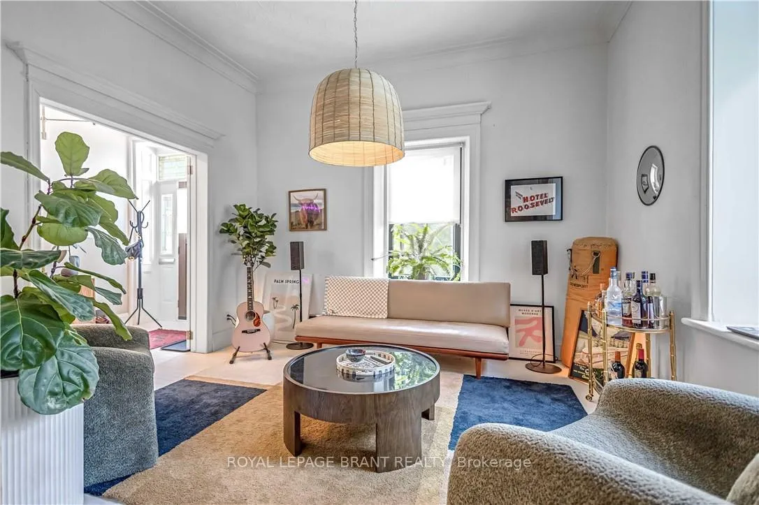 Photo 10 of 57 Main Street, Brant, Paris — HOMEH