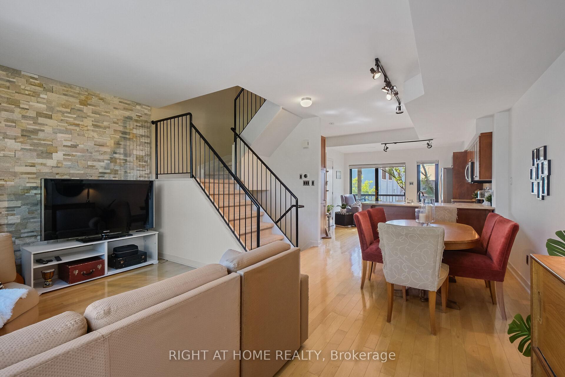 Photo 19 of 19 Tuscan Private, Ottawa, West Centre Town — HOMEH