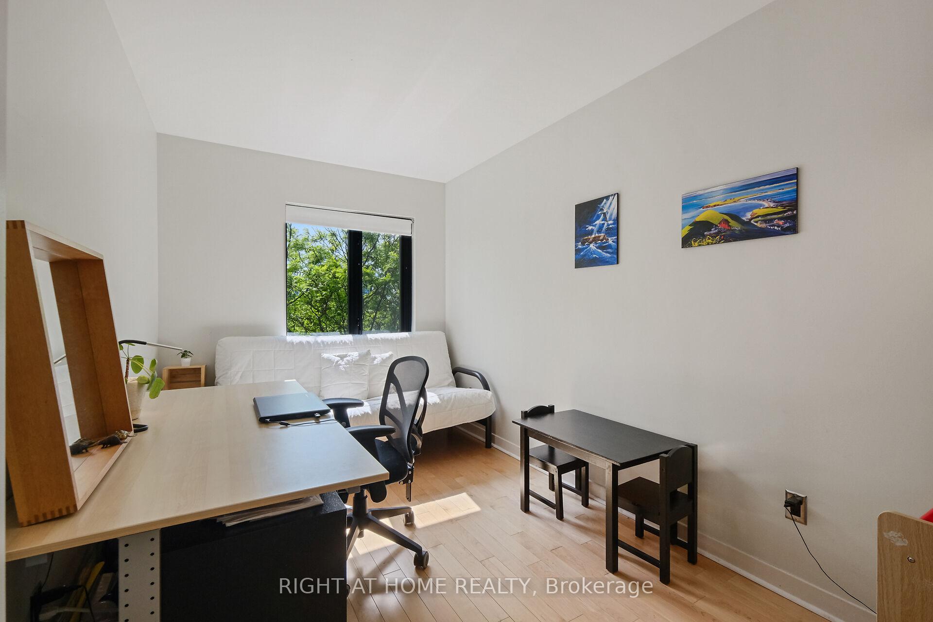 Photo 36 of 19 Tuscan Private, Ottawa, West Centre Town — HOMEH