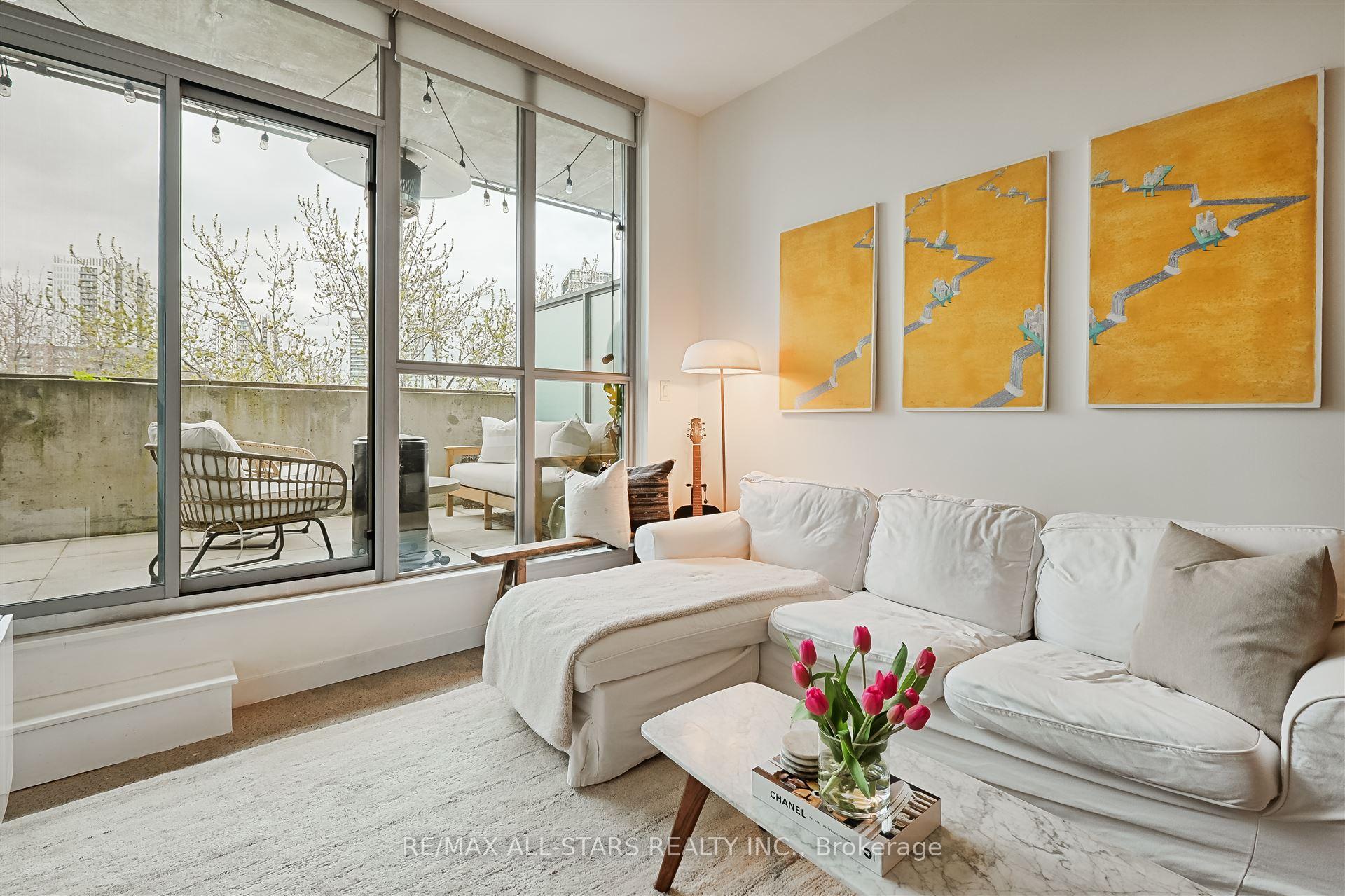 Photo 4 of Unit 608, 510 King Street E, Toronto, Moss Park — HOMEH