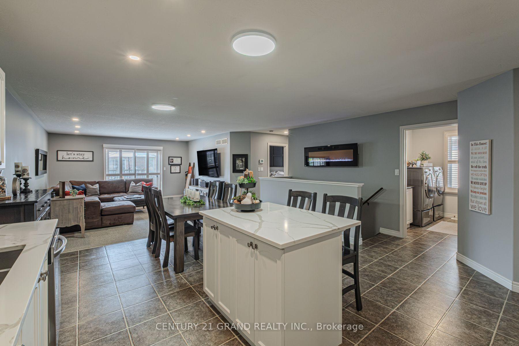 Photo 13 of Unit 16, 385 Park Road N, Brant, Brantford Twp — HOMEH