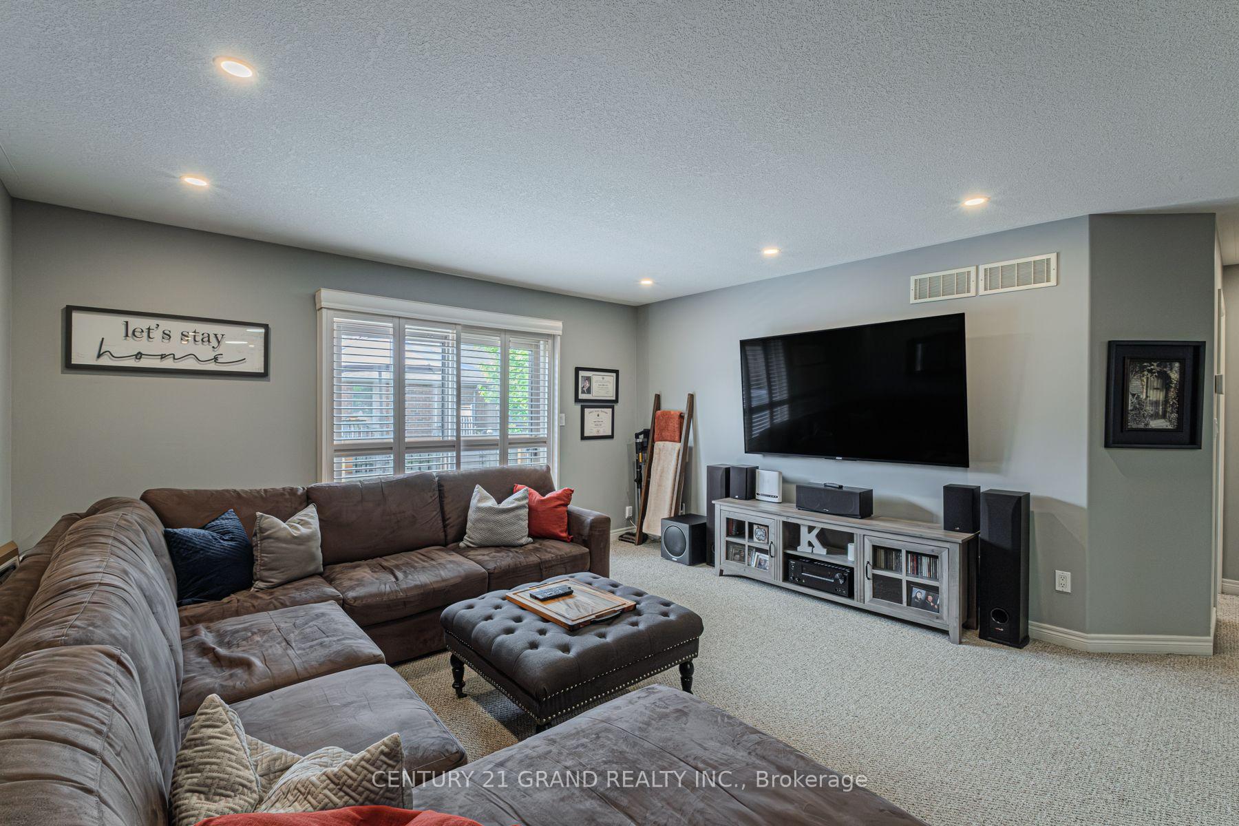 Photo 16 of Unit 16, 385 Park Road N, Brant, Brantford Twp — HOMEH