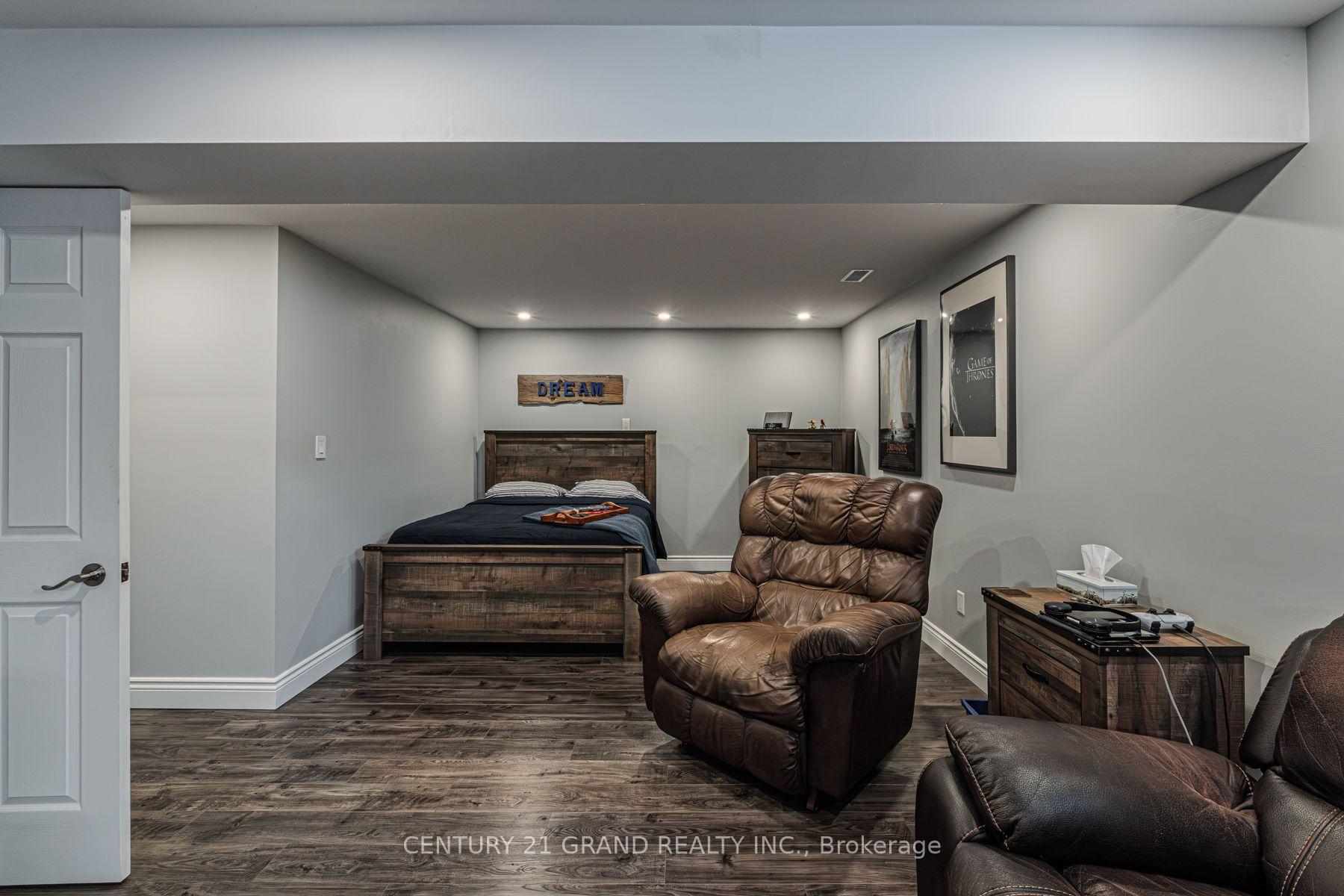 Photo 30 of Unit 16, 385 Park Road N, Brant, Brantford Twp — HOMEH