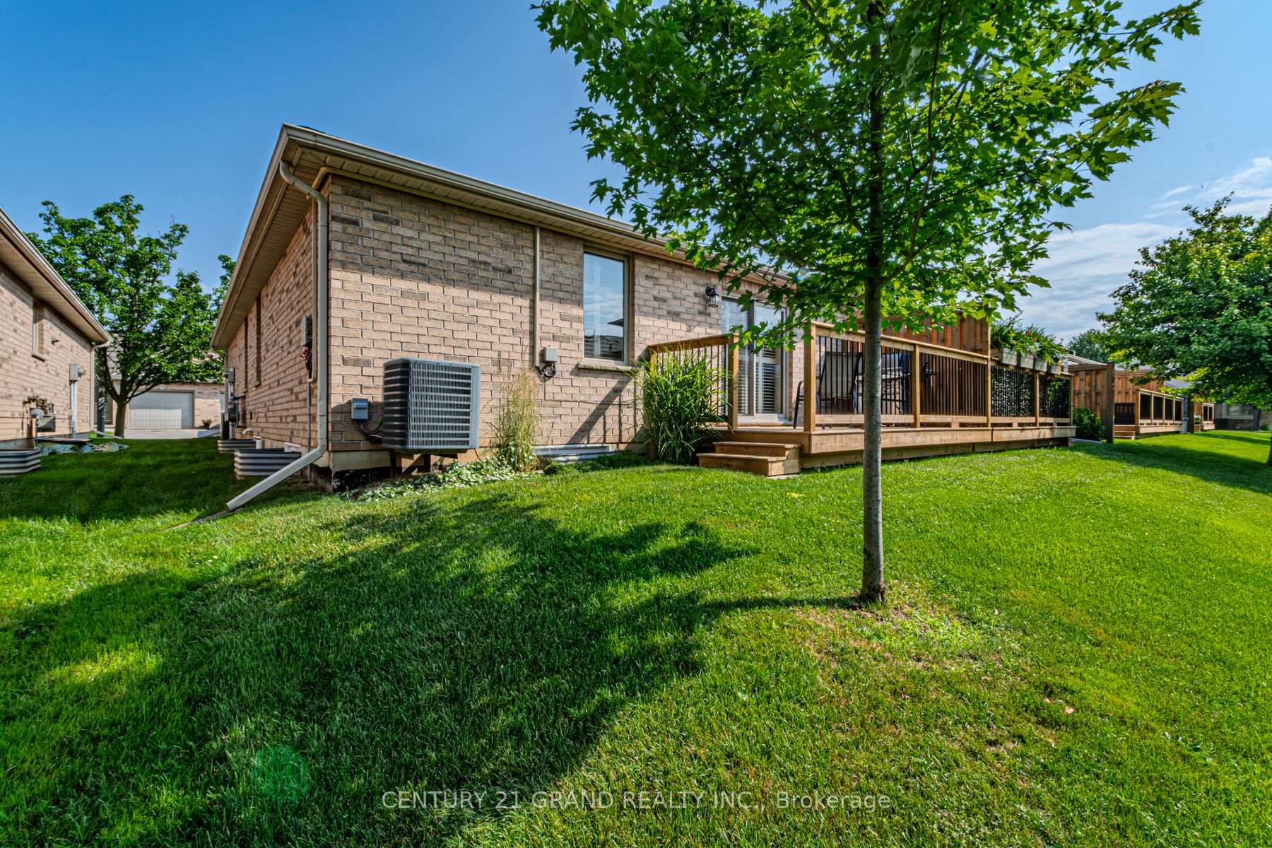 Photo 42 of Unit 16, 385 Park Road N, Brant, Brantford Twp — HOMEH