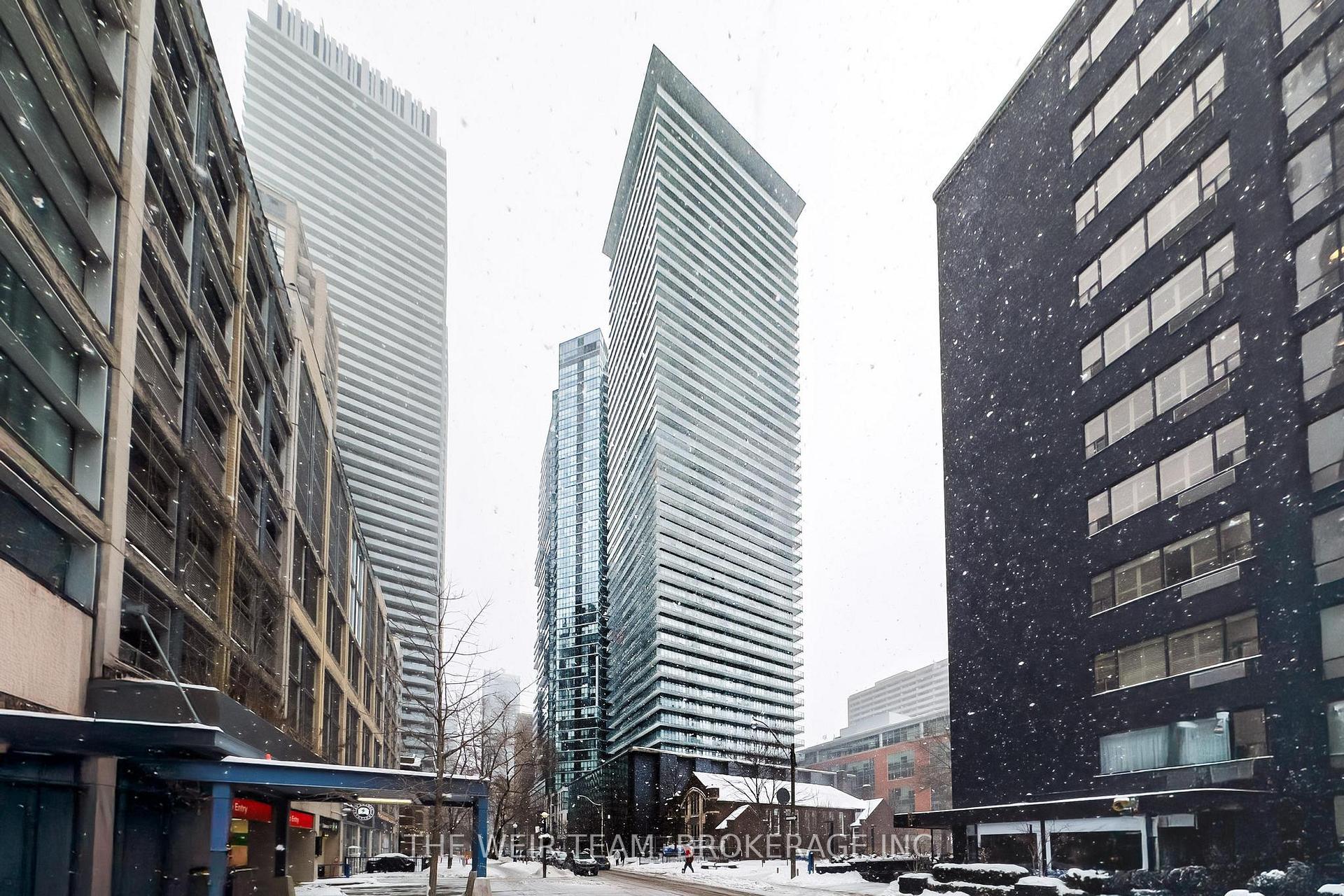 Photo 2 of Unit 1411, 33 Charles Street E, Toronto, Church-Yonge Corridor — HOMEH