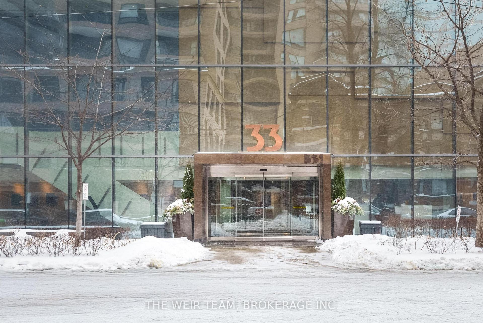 Photo 3 of Unit 1411, 33 Charles Street E, Toronto, Church-Yonge Corridor — HOMEH