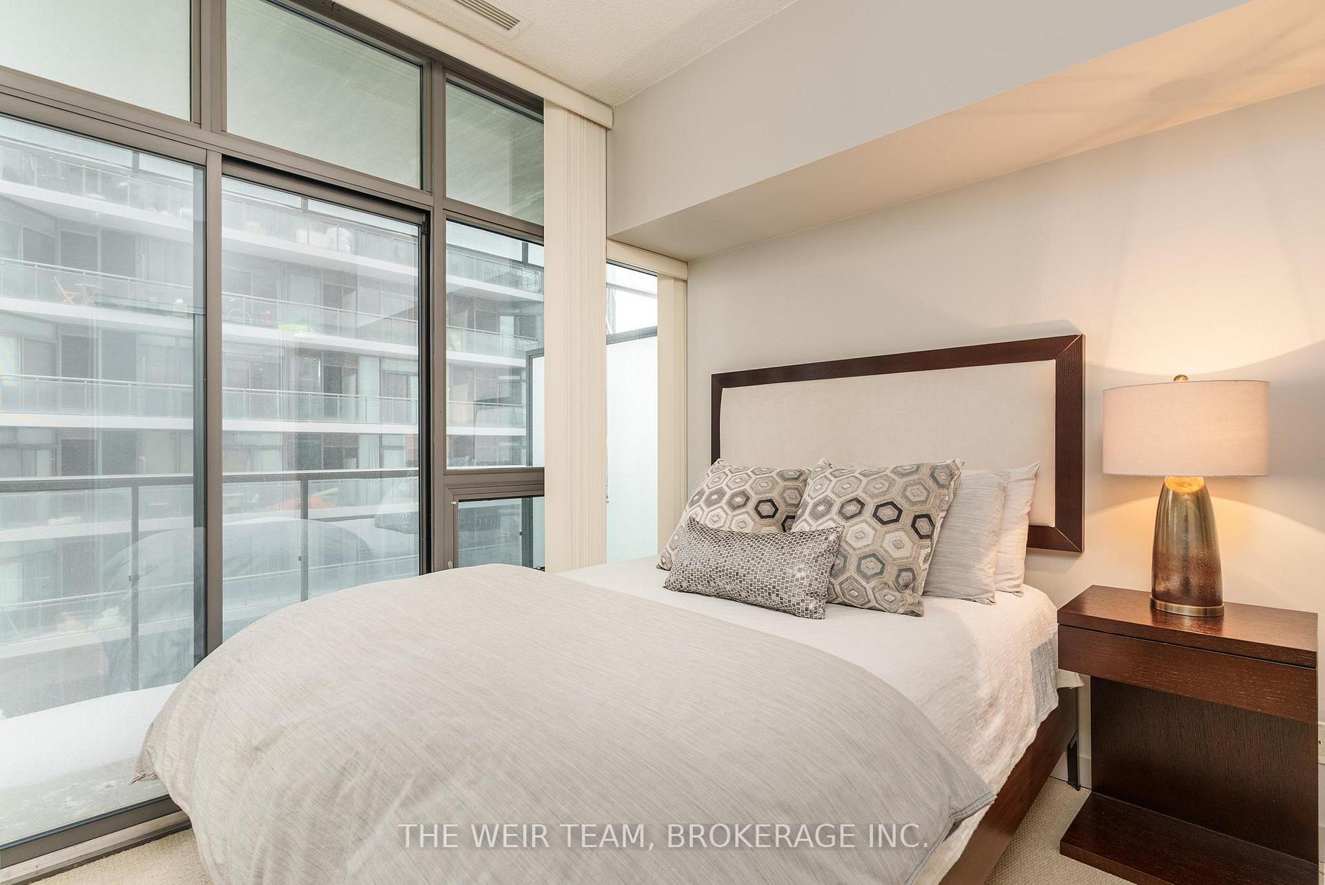 Photo 14 of Unit 1411, 33 Charles Street E, Toronto, Church-Yonge Corridor — HOMEH