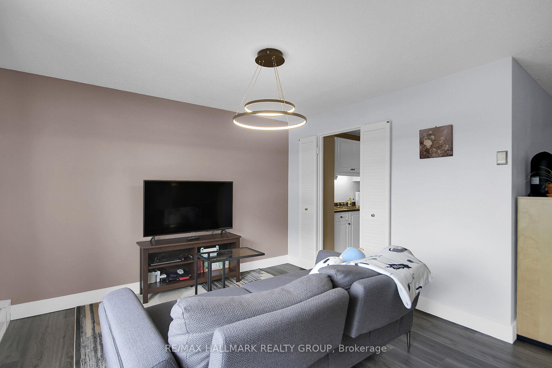Photo 12 of Unit 515, 1485 Baseline Road, Ottawa, Copeland Park — HOMEH