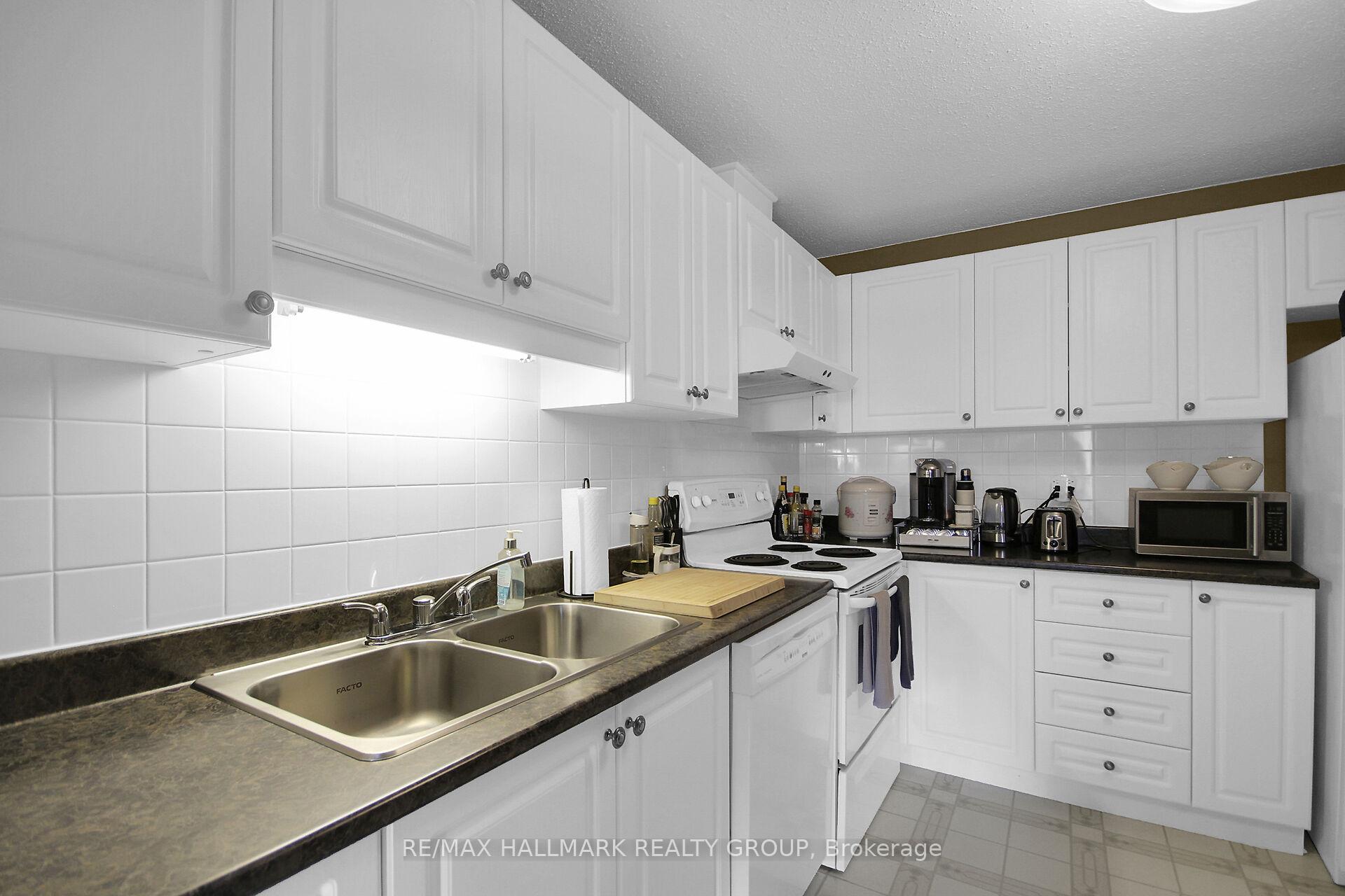 Photo 17 of Unit 515, 1485 Baseline Road, Ottawa, Copeland Park — HOMEH
