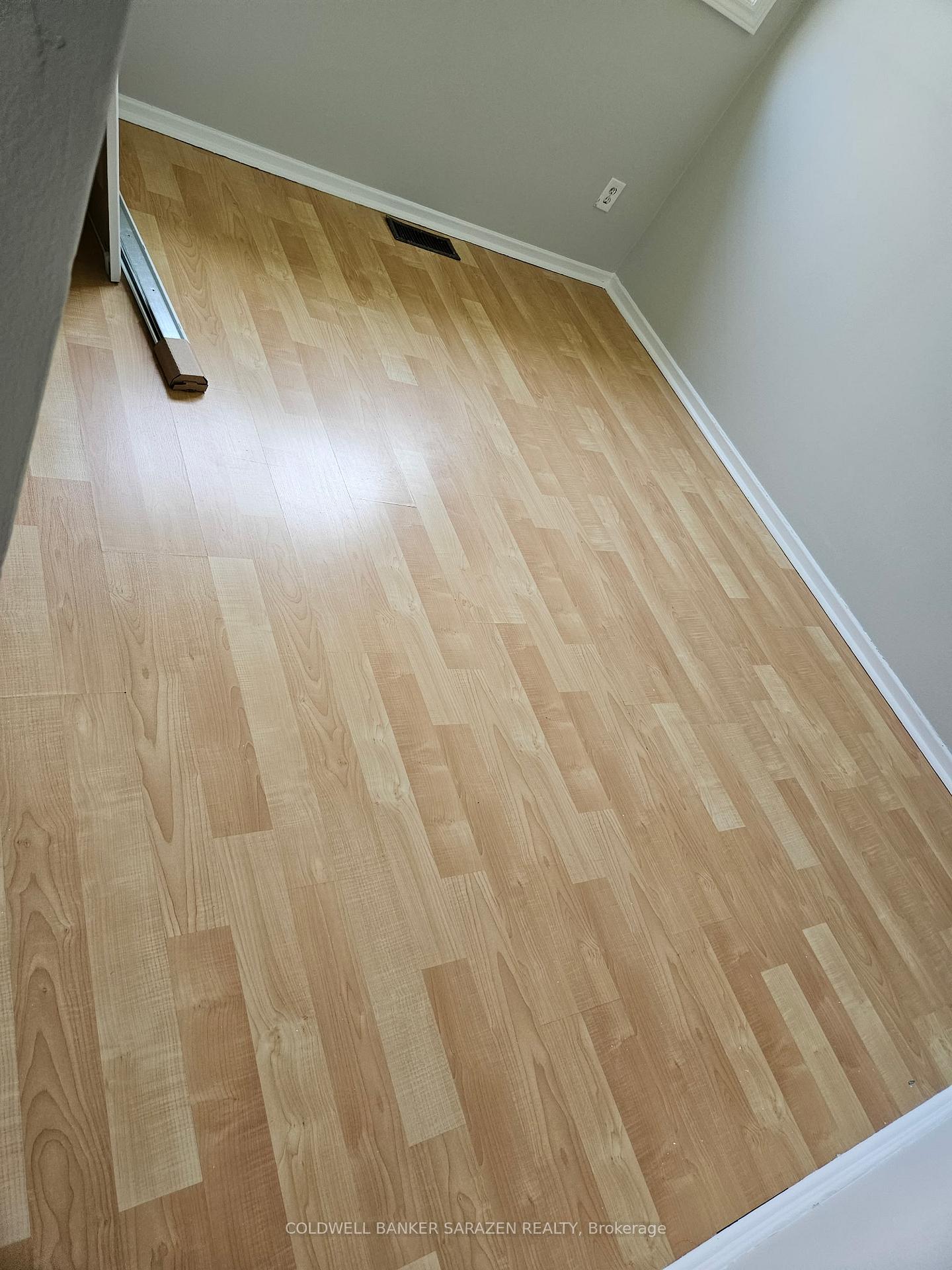 Photo 8 of Unit 73, 4636 Cosmic Place, Ottawa, Pineview — HOMEH