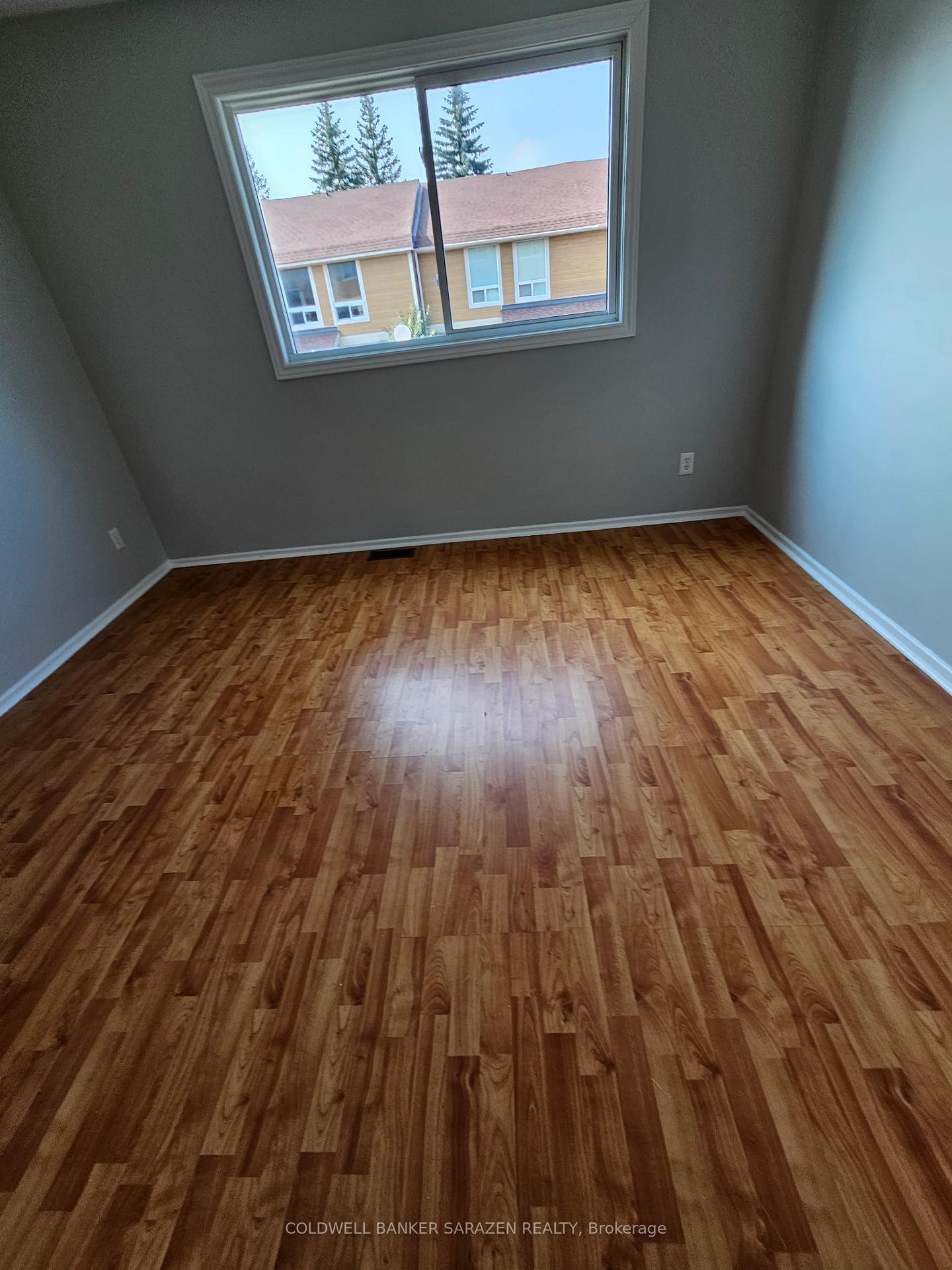 Photo 10 of Unit 73, 4636 Cosmic Place, Ottawa, Pineview — HOMEH