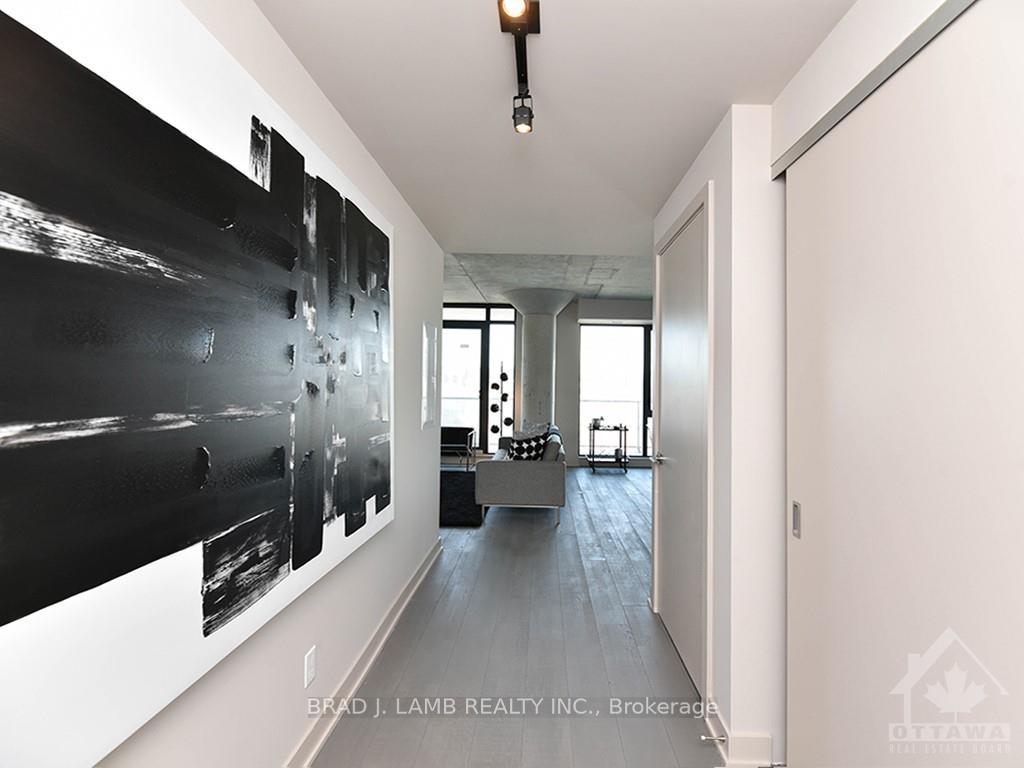 Photo 2 of Unit 414, 203 Catherine Street, Ottawa, Ottawa Centre — HOMEH