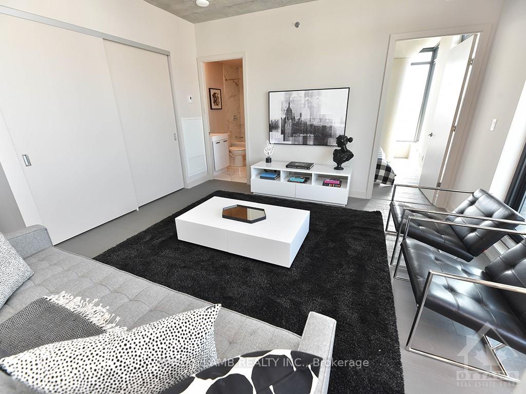 Photo 4 of Unit 414, 203 Catherine Street, Ottawa, Ottawa Centre — HOMEH