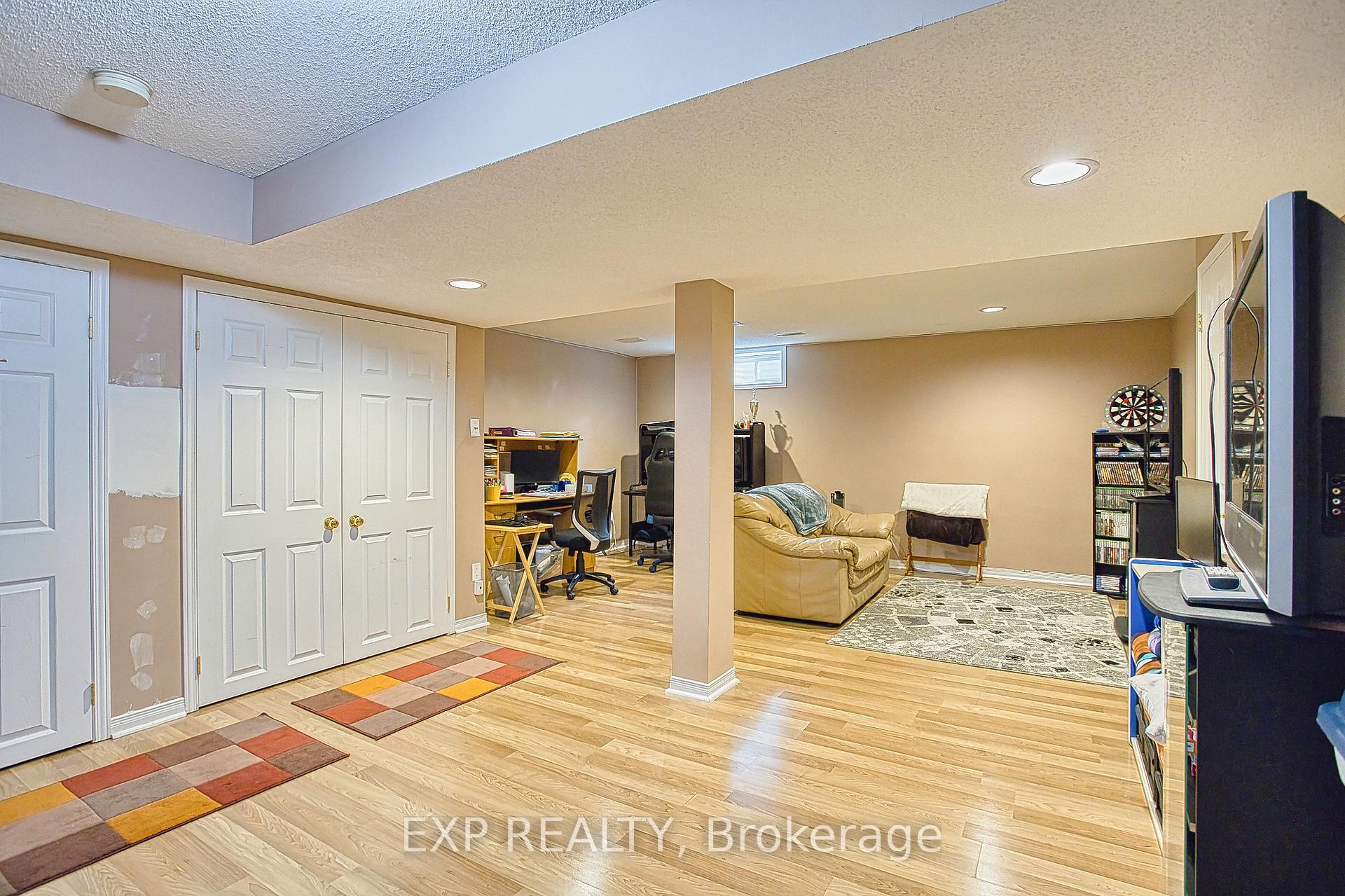 Photo 26 of Unit 9, 100 Vineberg Drive, Hamilton, Allison — HOMEH
