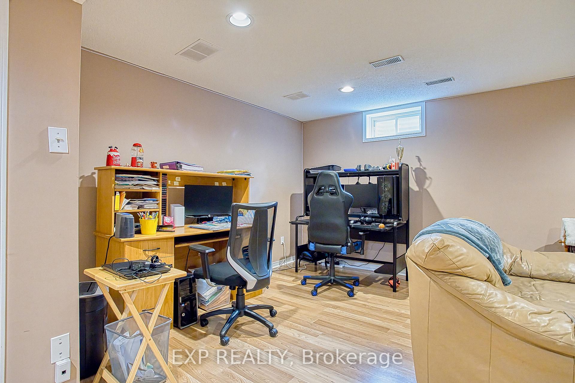 Photo 29 of Unit 9, 100 Vineberg Drive, Hamilton, Allison — HOMEH