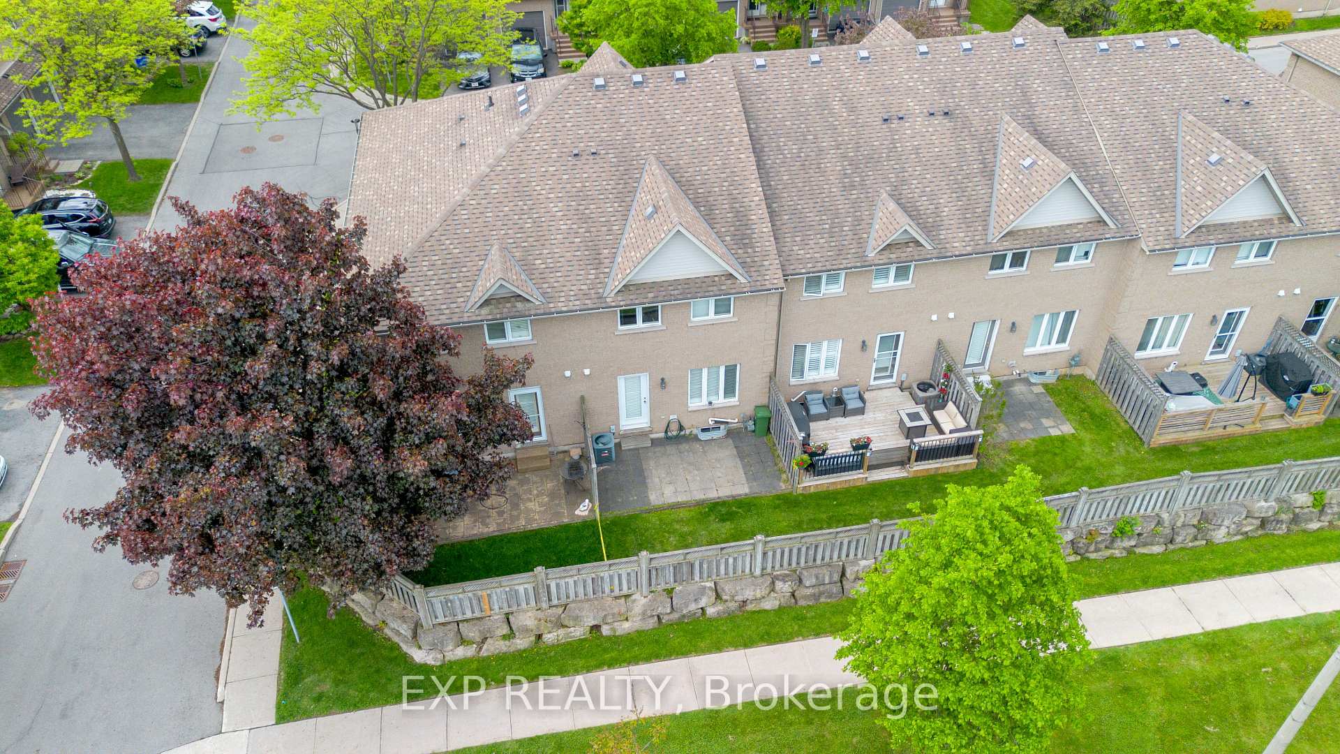 Photo 33 of Unit 9, 100 Vineberg Drive, Hamilton, Allison — HOMEH