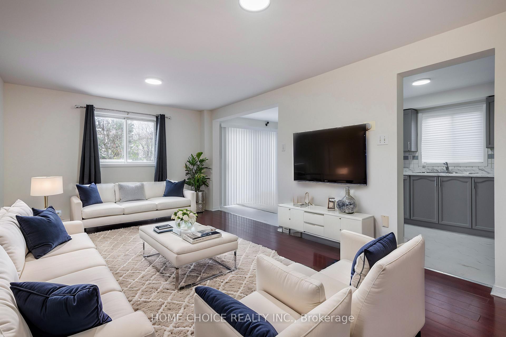 Photo 4 of 17 Orok Lane, Barrie, Grove East — HOMEH