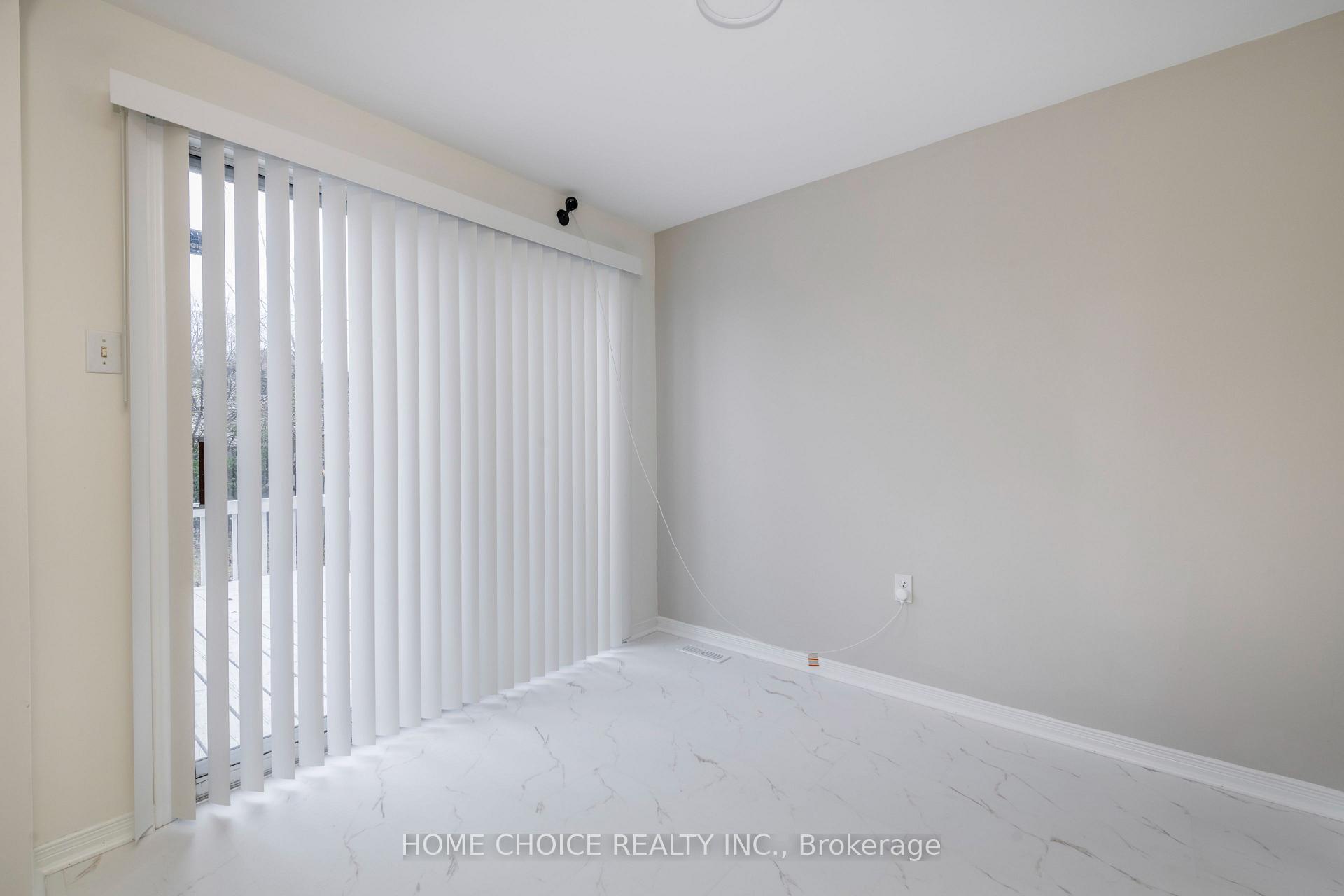 Photo 13 of 17 Orok Lane, Barrie, Grove East — HOMEH