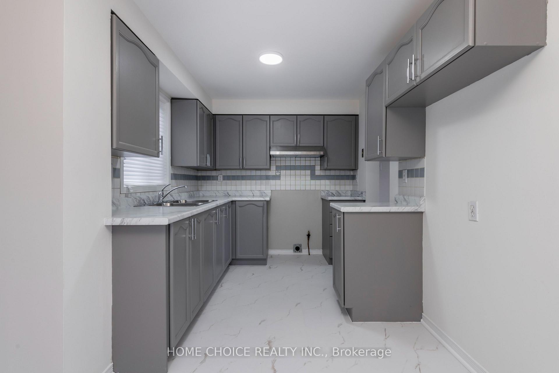 Photo 6 of 17 Orok Lane, Barrie, Grove East — HOMEH