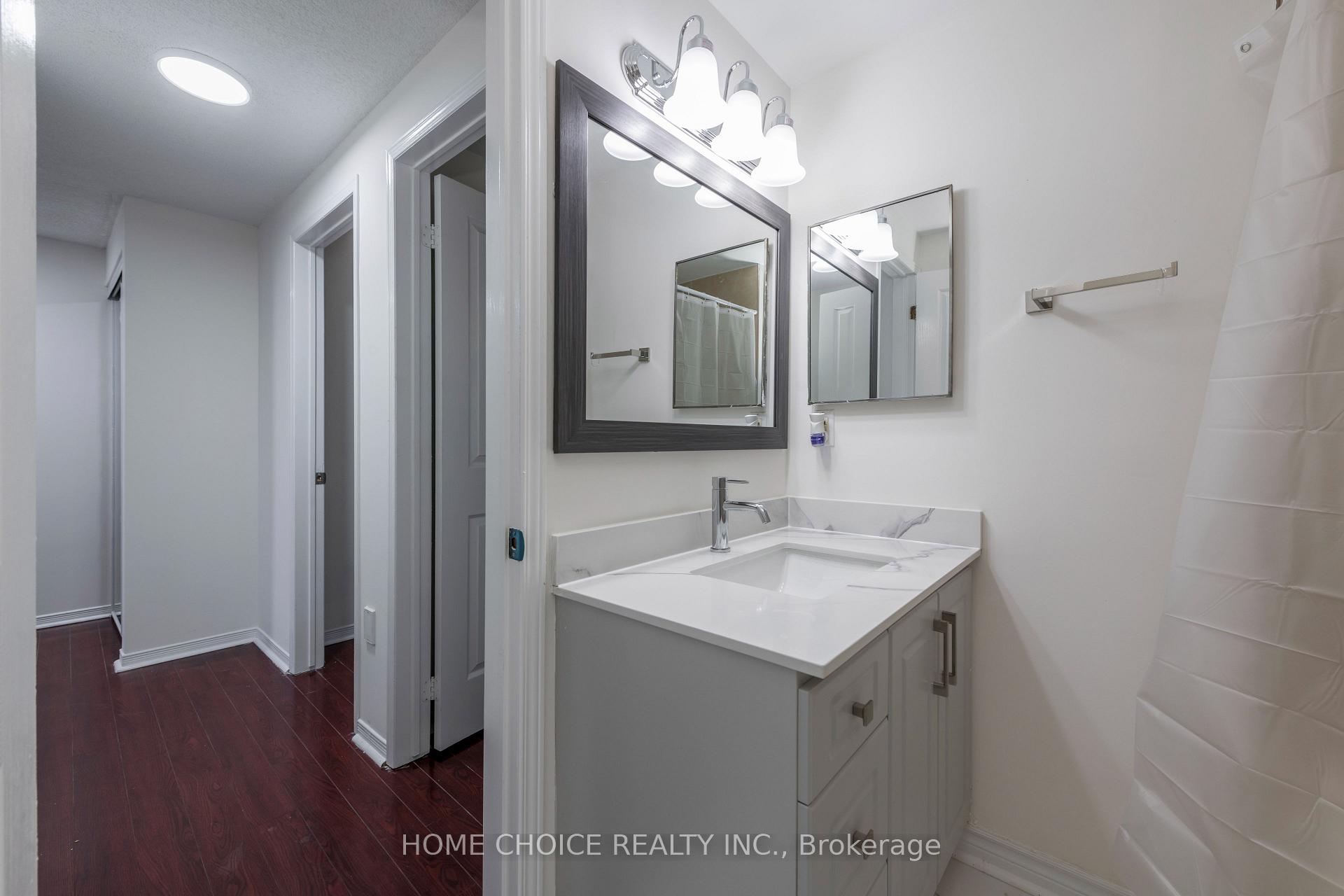 Photo 24 of 17 Orok Lane, Barrie, Grove East — HOMEH