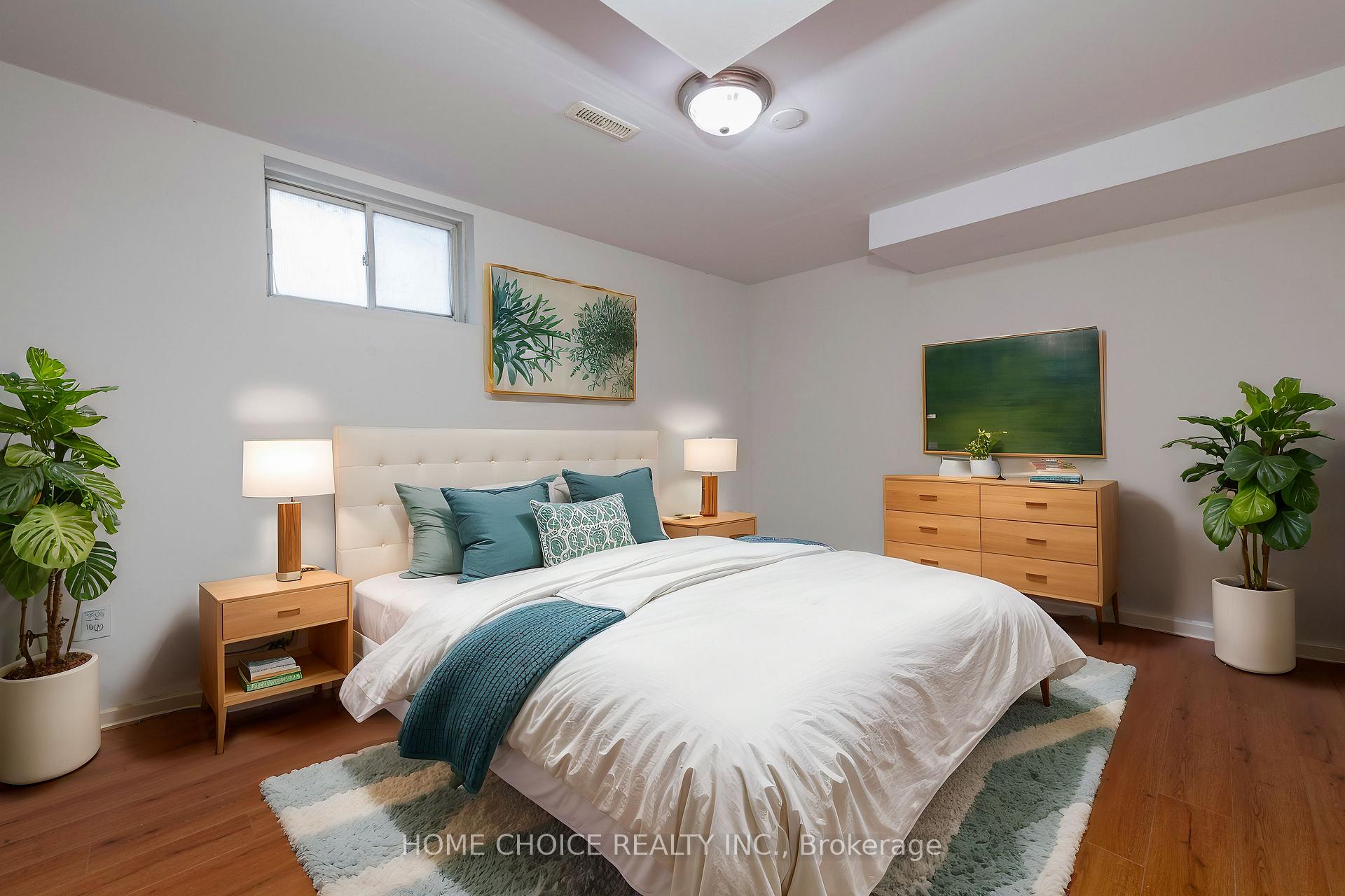 Photo 21 of 17 Orok Lane, Barrie, Grove East — HOMEH