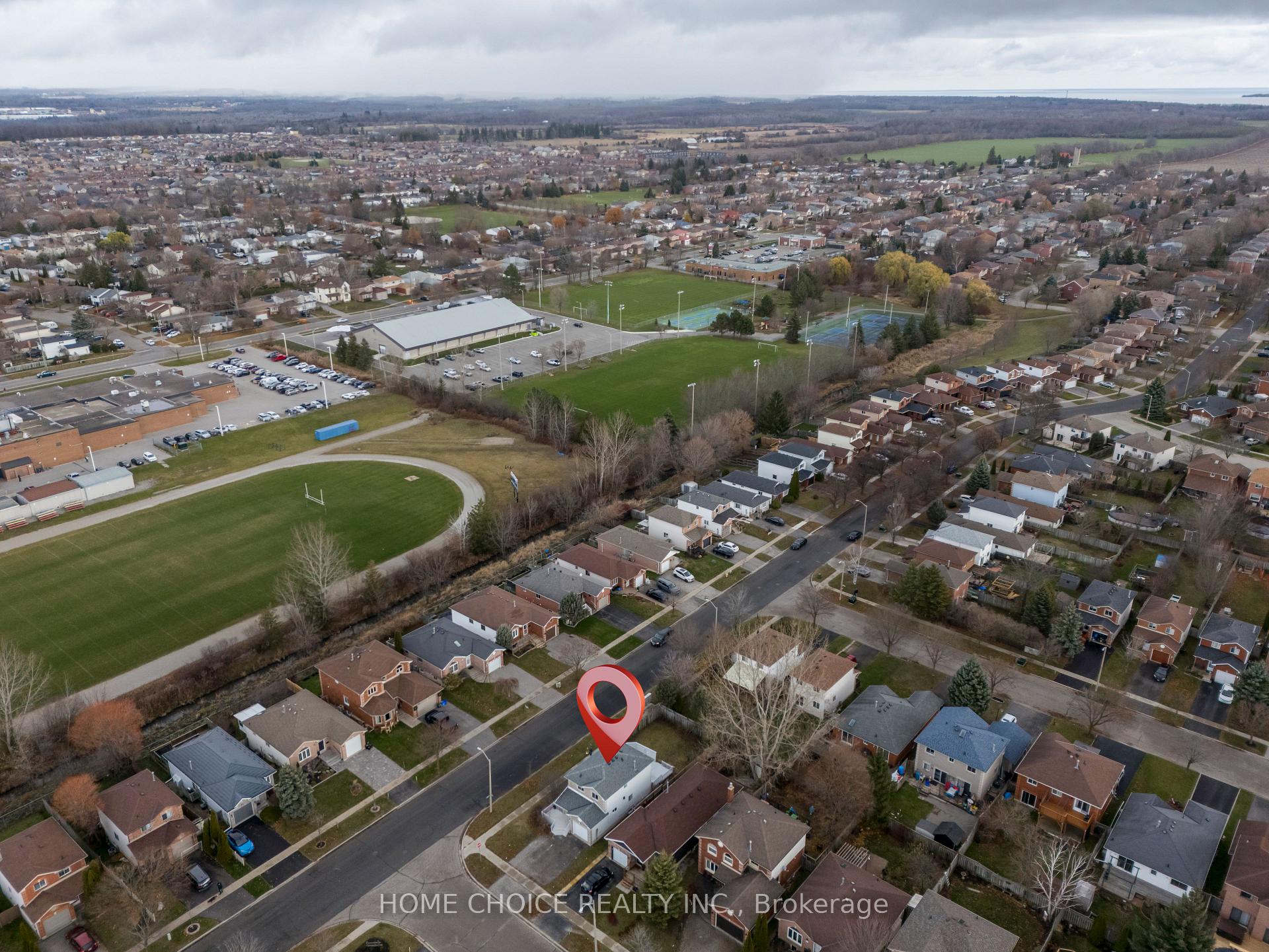 Photo 33 of 17 Orok Lane, Barrie, Grove East — HOMEH