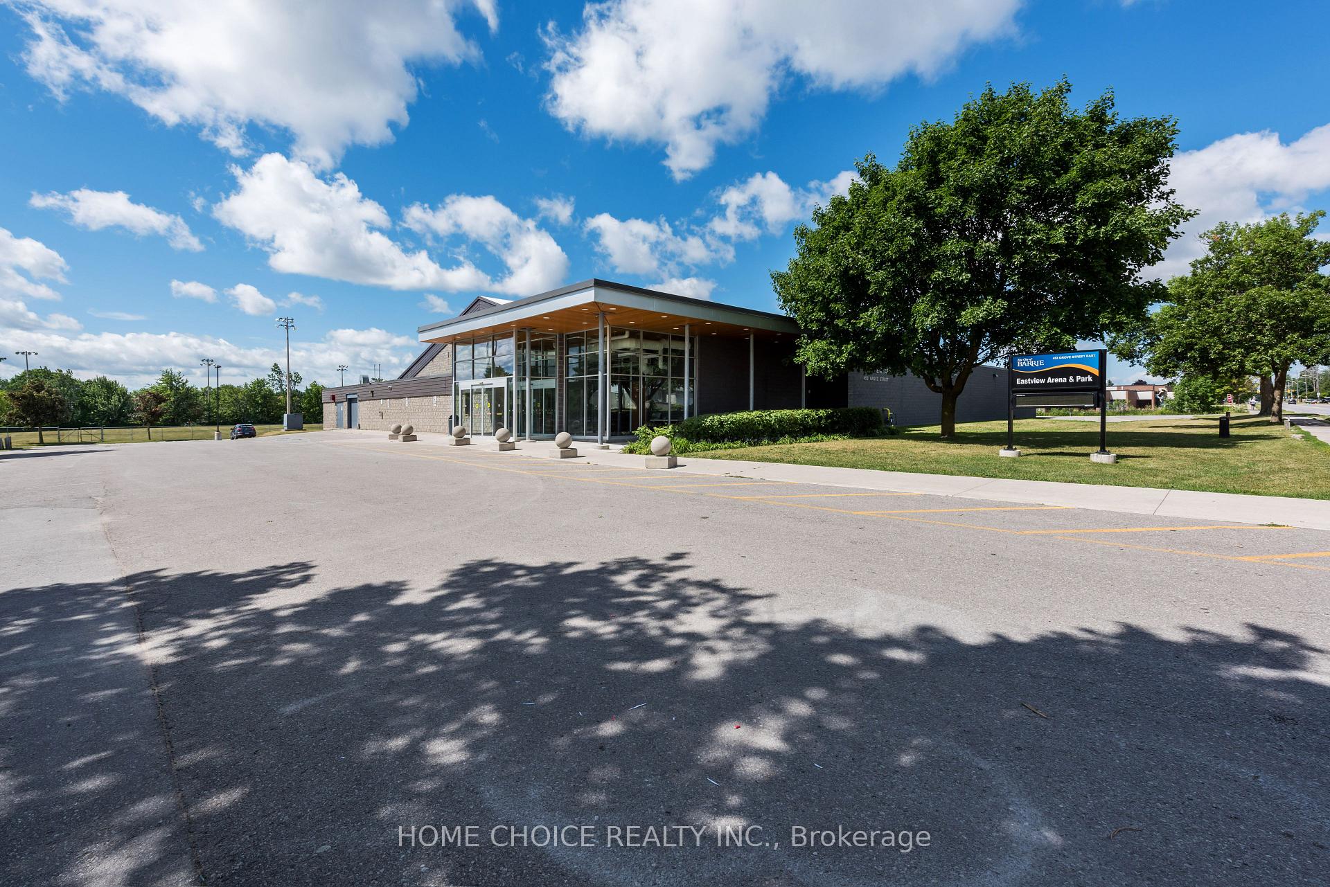 Photo 30 of 17 Orok Lane, Barrie, Grove East — HOMEH