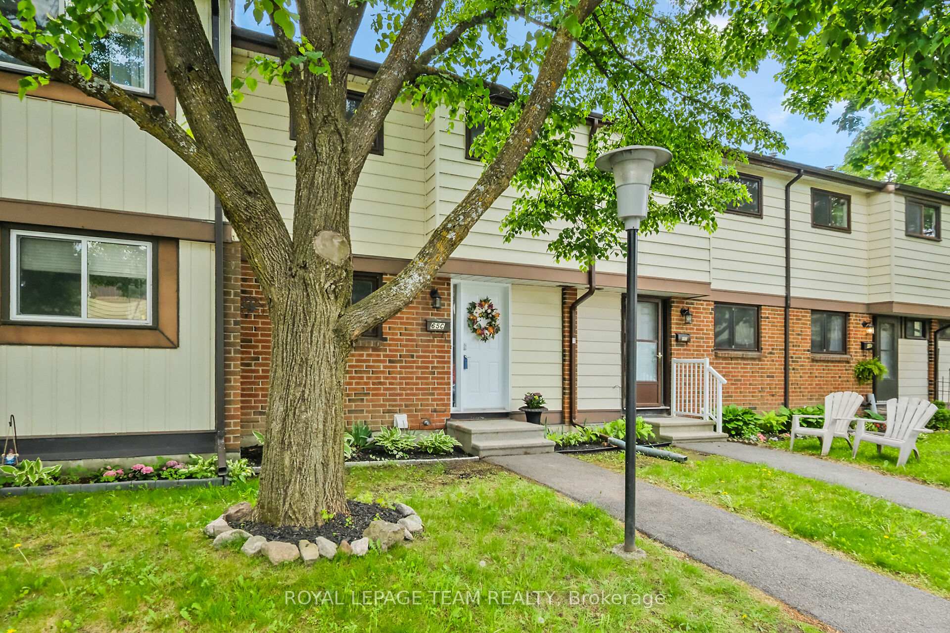 Photo 2 of Unit C, 65 Foxfield Drive, Ottawa, Barrhaven - Knollsbrook — HOMEH