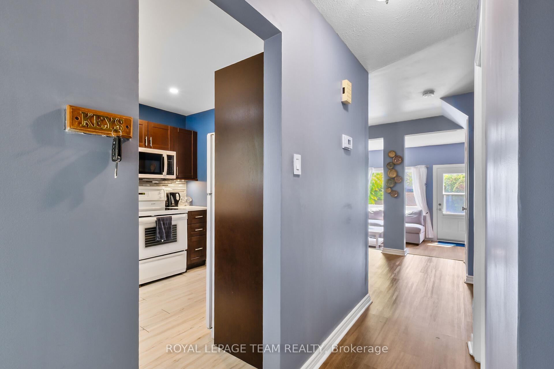 Photo 7 of Unit C, 65 Foxfield Drive, Ottawa, Barrhaven - Knollsbrook — HOMEH