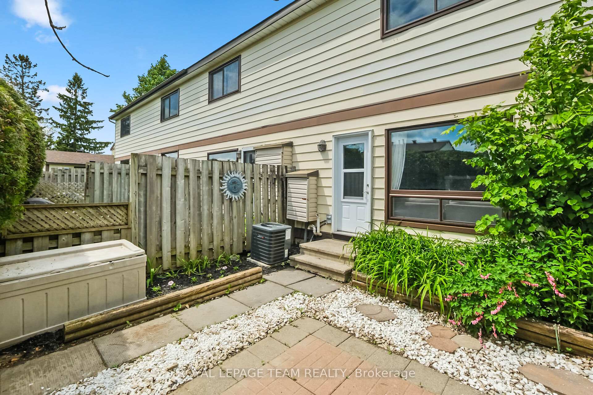 Photo 38 of Unit C, 65 Foxfield Drive, Ottawa, Barrhaven - Knollsbrook — HOMEH