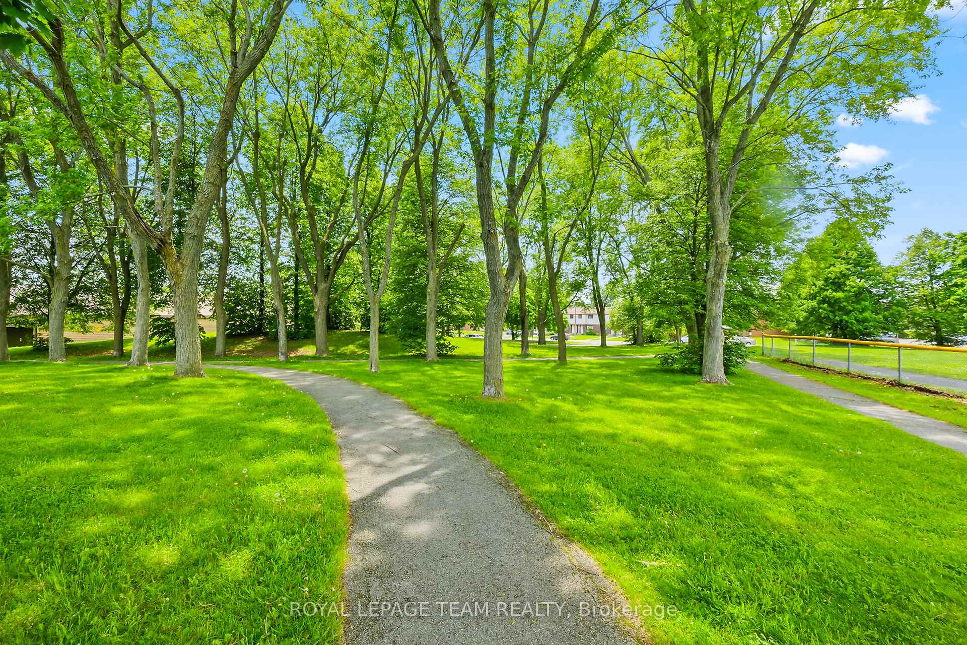 Photo 40 of Unit C, 65 Foxfield Drive, Ottawa, Barrhaven - Knollsbrook — HOMEH