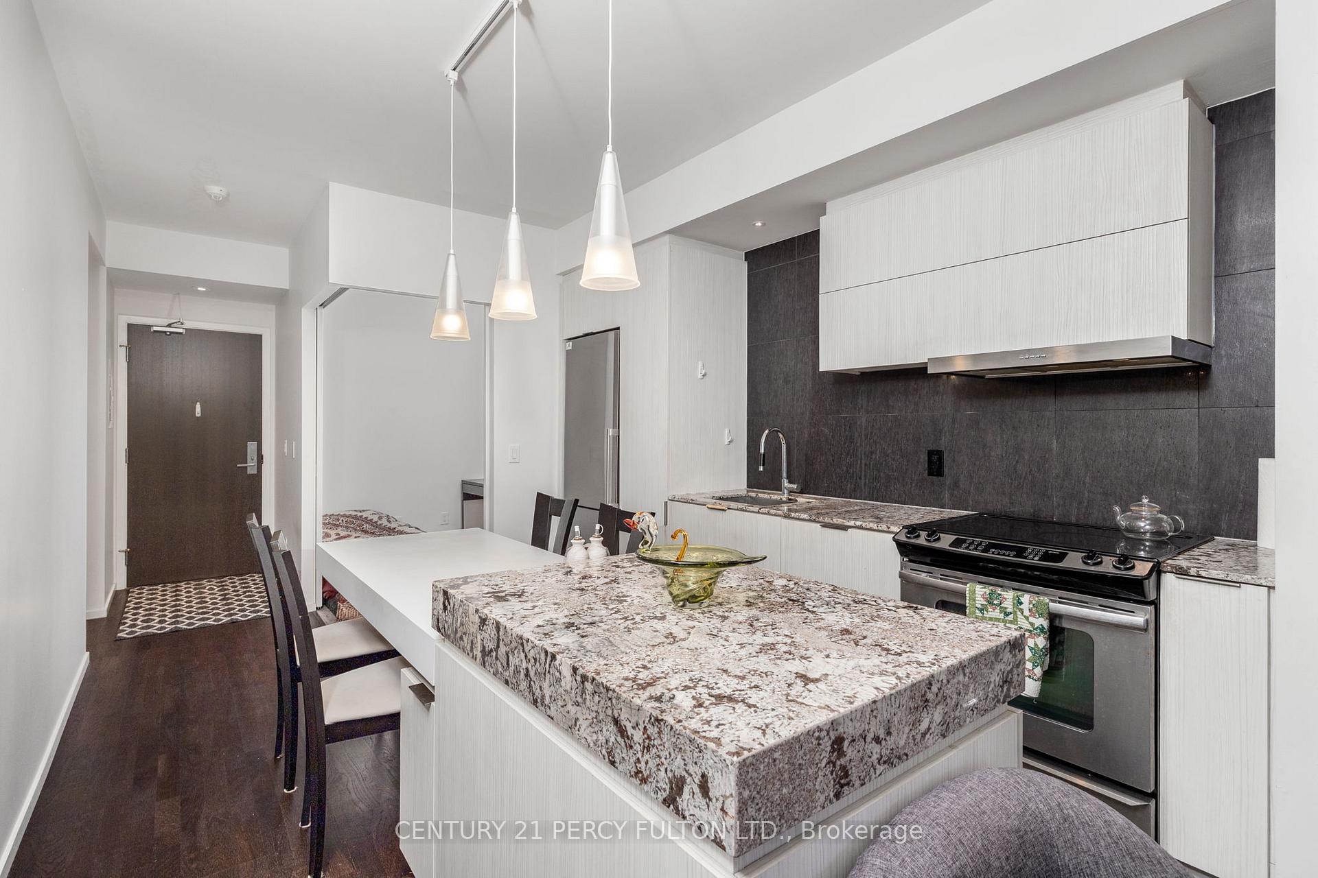 Photo 5 of Unit 713, 101 Charles Street E, Toronto, Church-Yonge Corridor — HOMEH