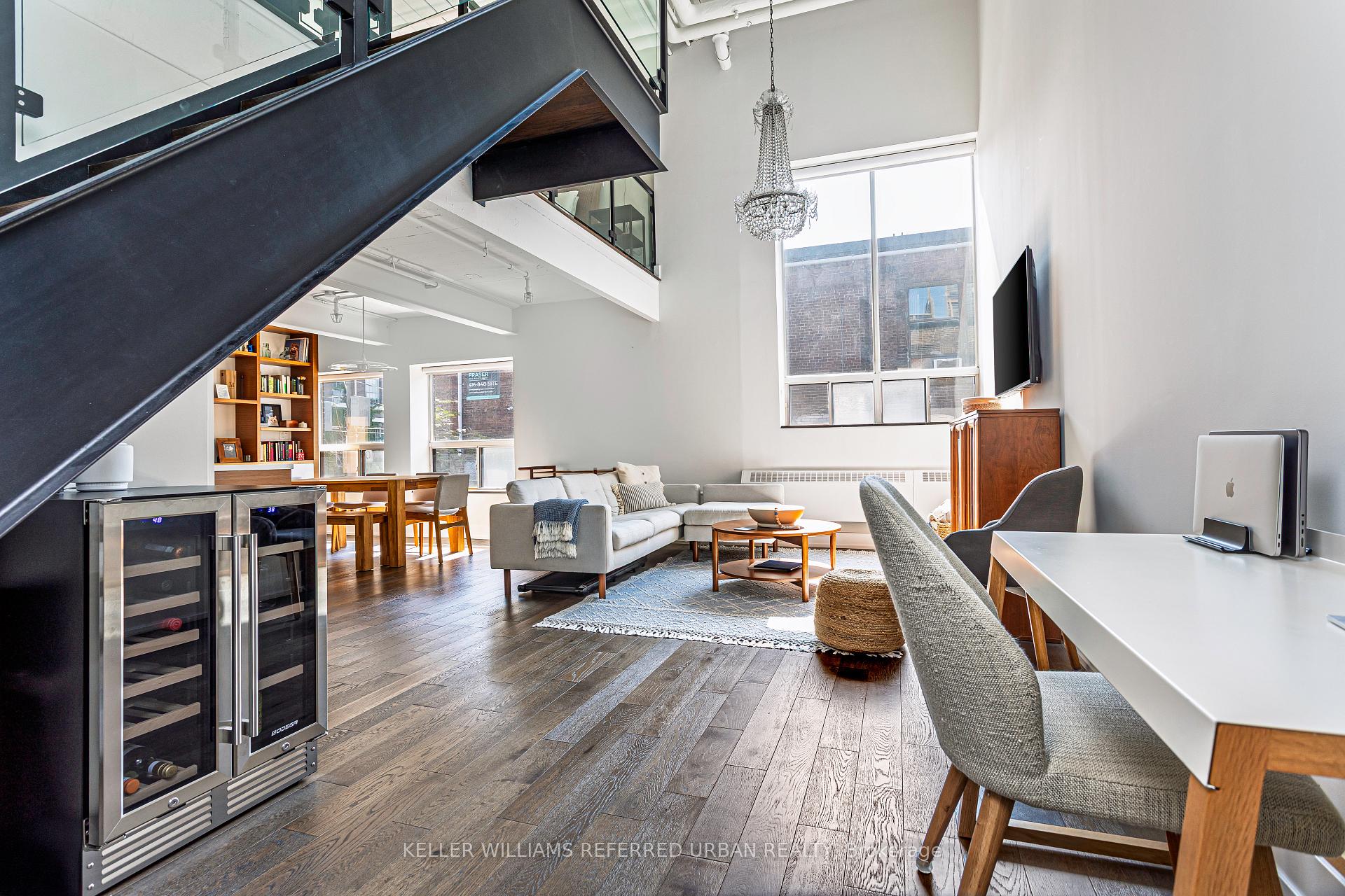 Front of Unit 106, 326 Carlaw Avenue