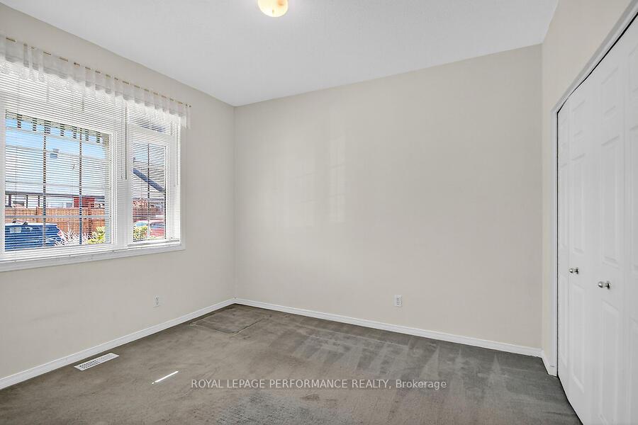 Photo 7 of 40 Briardale Crescent, Ottawa, City View/Skyline/Fisher Heights/Parkwood Hills — HOMEH