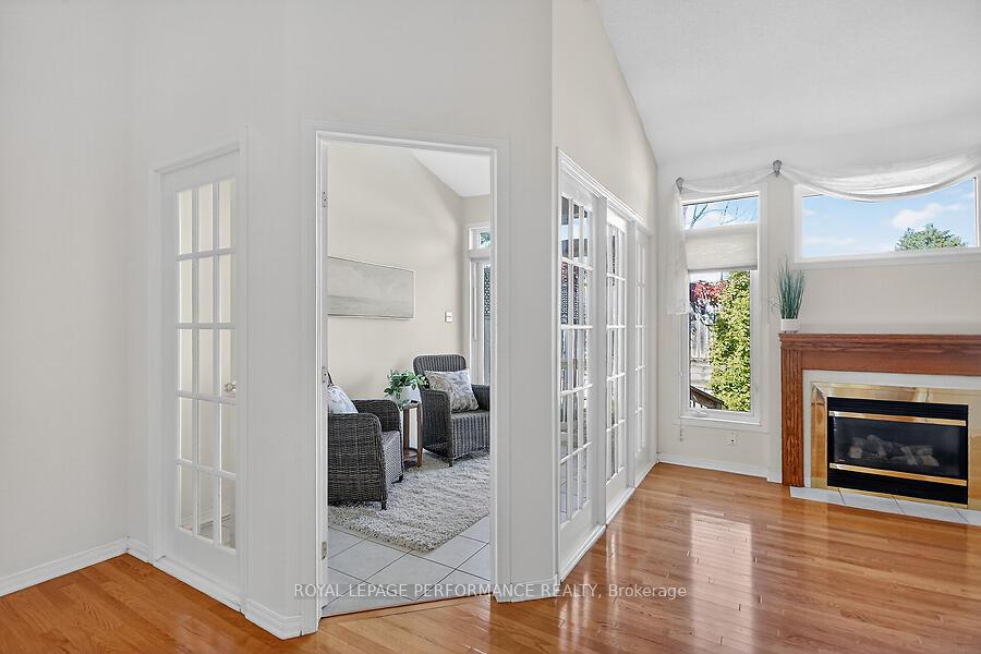 Photo 16 of 40 Briardale Crescent, Ottawa, City View/Skyline/Fisher Heights/Parkwood Hills — HOMEH
