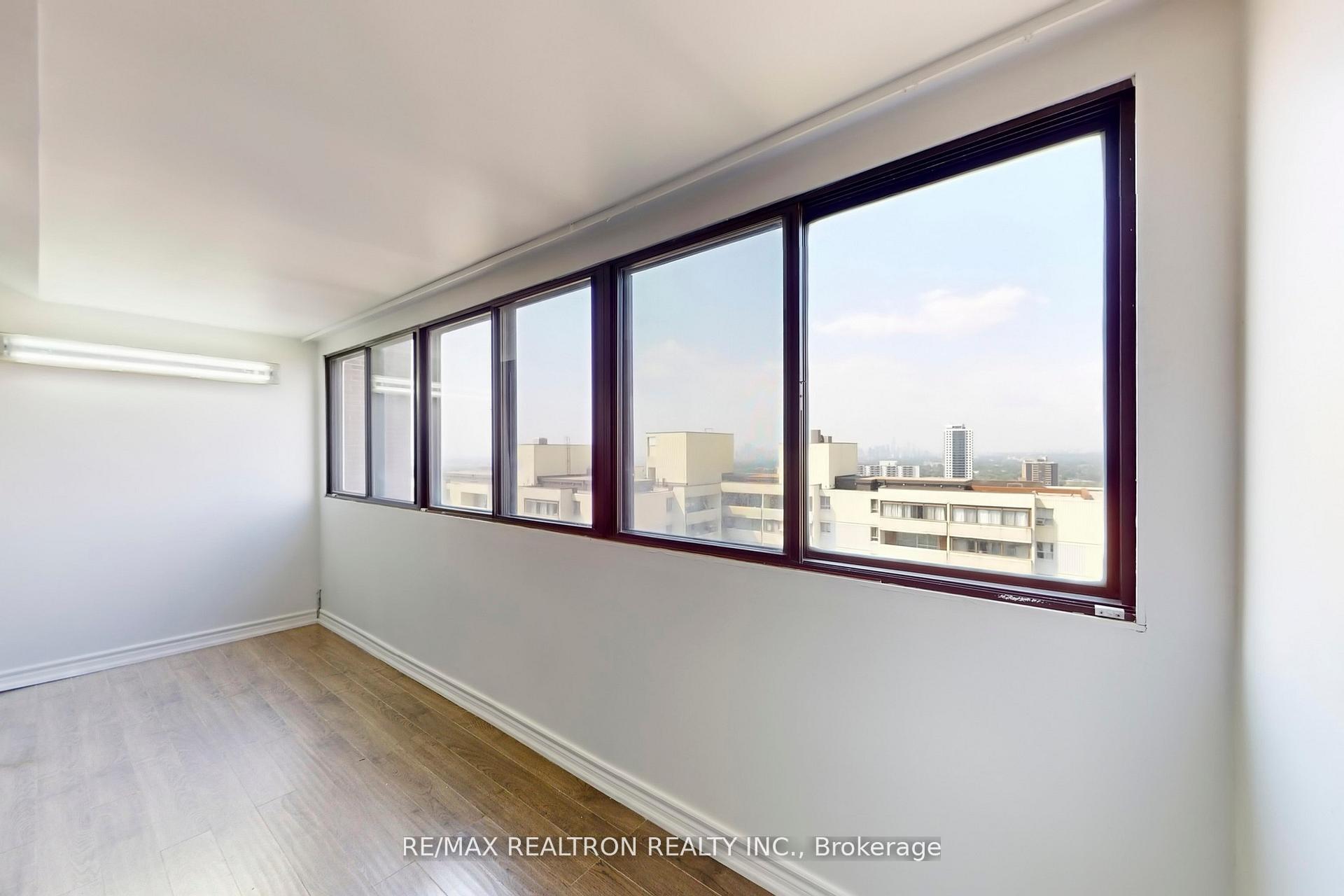 Photo 6 of Unit 3406, 3 Massey Square, Toronto, Crescent Town — HOMEH