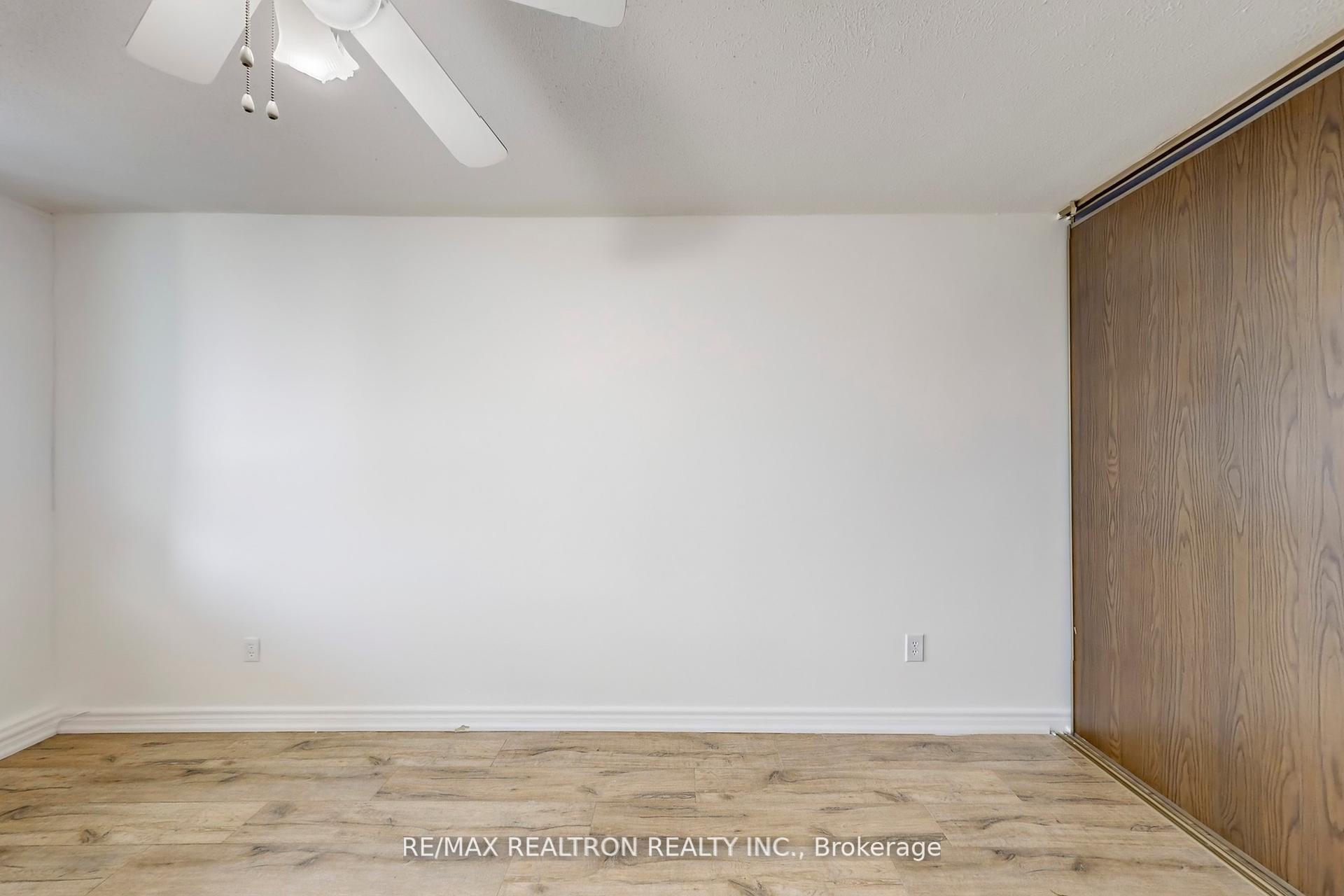 Photo 11 of Unit 3406, 3 Massey Square, Toronto, Crescent Town — HOMEH