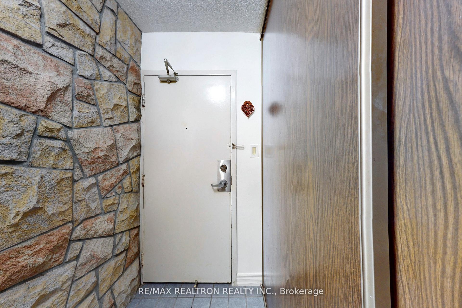 Photo 19 of Unit 3406, 3 Massey Square, Toronto, Crescent Town — HOMEH
