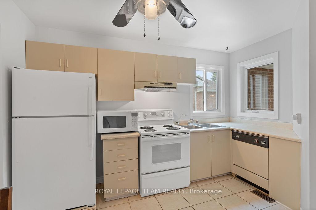 Photo 8 of 1073 Ewing Street, Ottawa, Hunt Club Park — HOMEH
