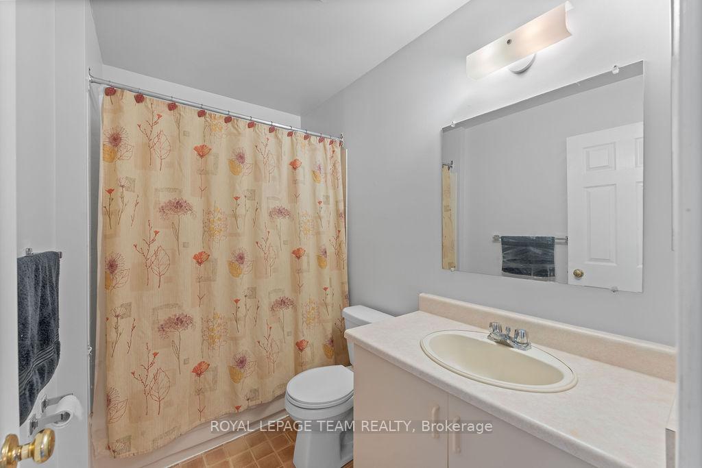 Photo 28 of 1073 Ewing Street, Ottawa, Hunt Club Park — HOMEH