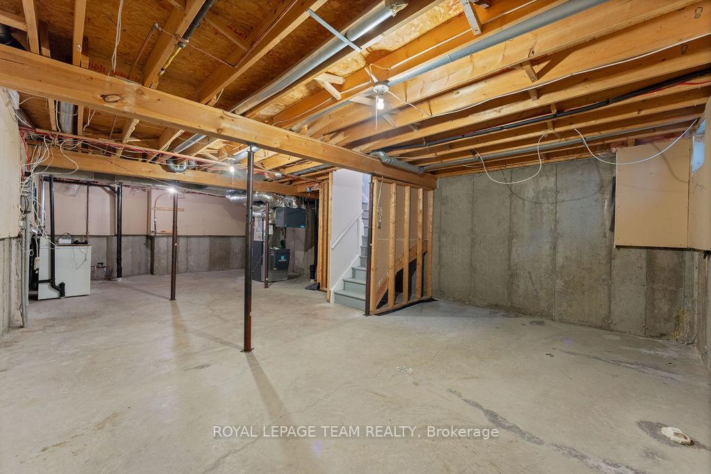 Photo 29 of 1073 Ewing Street, Ottawa, Hunt Club Park — HOMEH