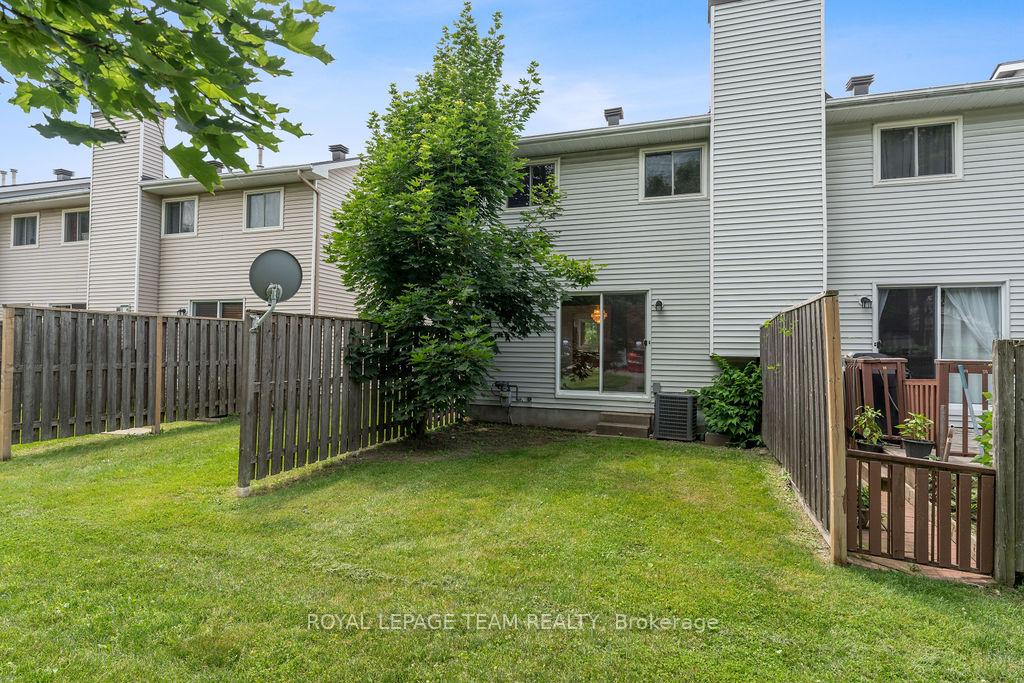 Photo 32 of 1073 Ewing Street, Ottawa, Hunt Club Park — HOMEH