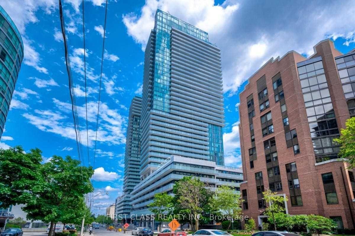 Front of Unit 4111, 161 Roehampton Avenue