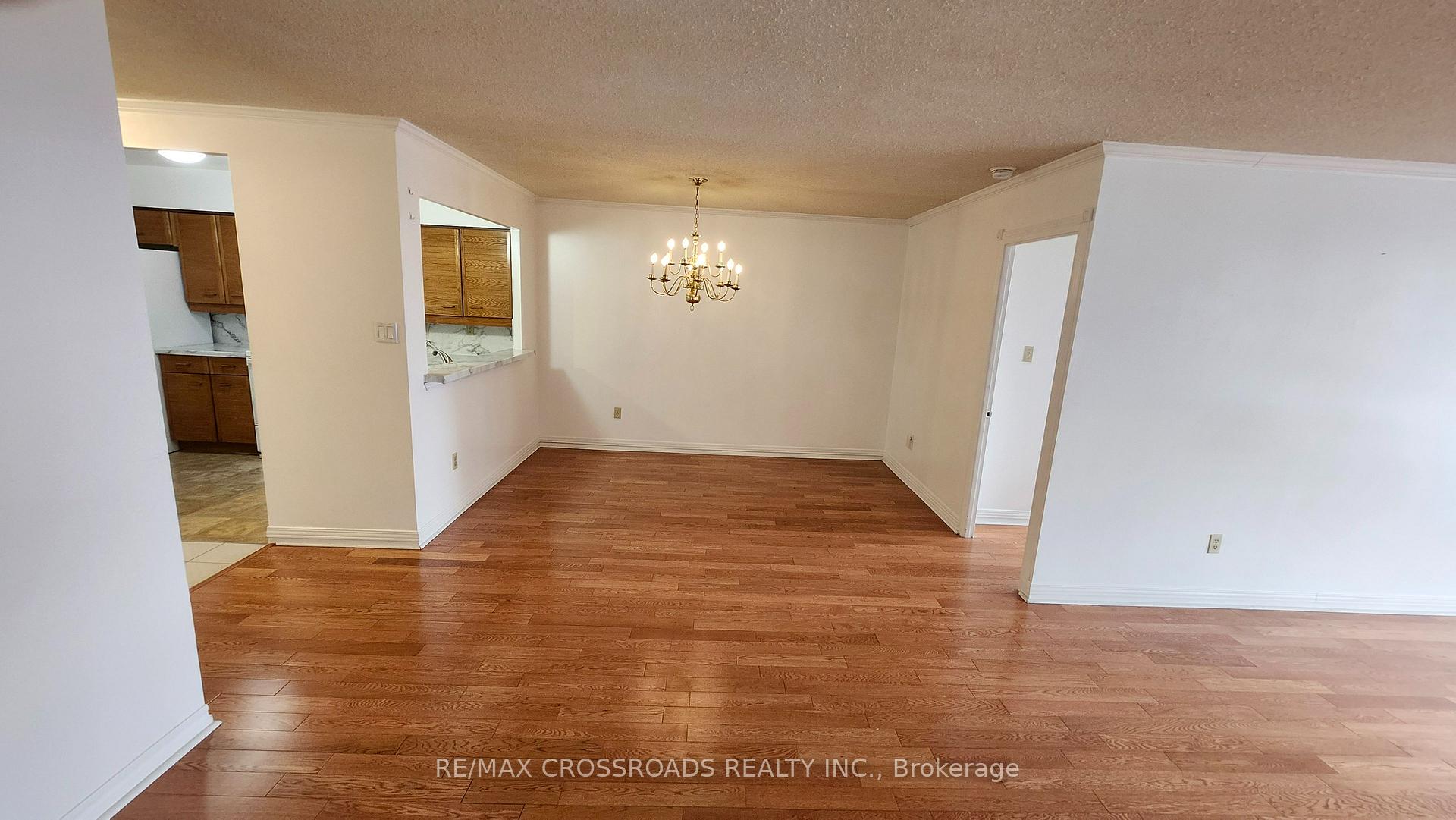 Photo 7 of Unit 823, 25 Austin Drive, Markham, Markville — HOMEH