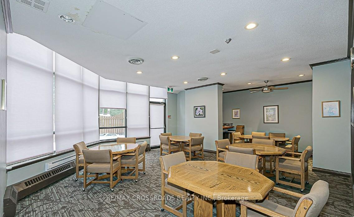Photo 25 of Unit 823, 25 Austin Drive, Markham, Markville — HOMEH