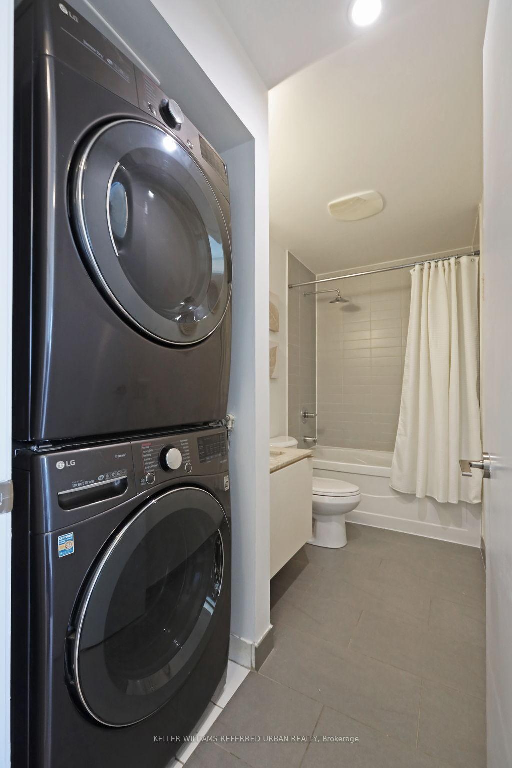 Photo 17 of Unit 1801, 33 Mill Street, Toronto, Waterfront Communities — HOMEH