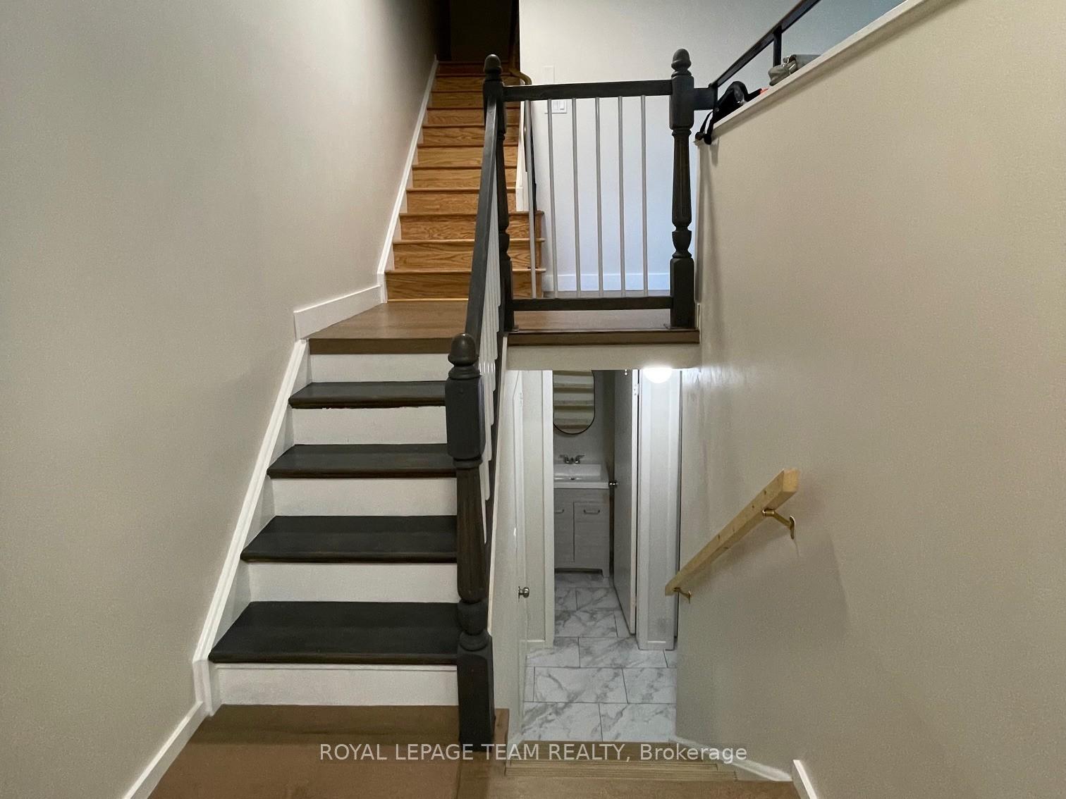 Photo 2 of Unit A, 41 Forester Crescent, Ottawa, Westcliffe Estates — HOMEH
