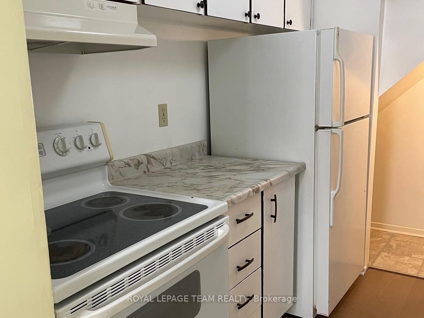 Photo 5 of Unit A, 41 Forester Crescent, Ottawa, Westcliffe Estates — HOMEH